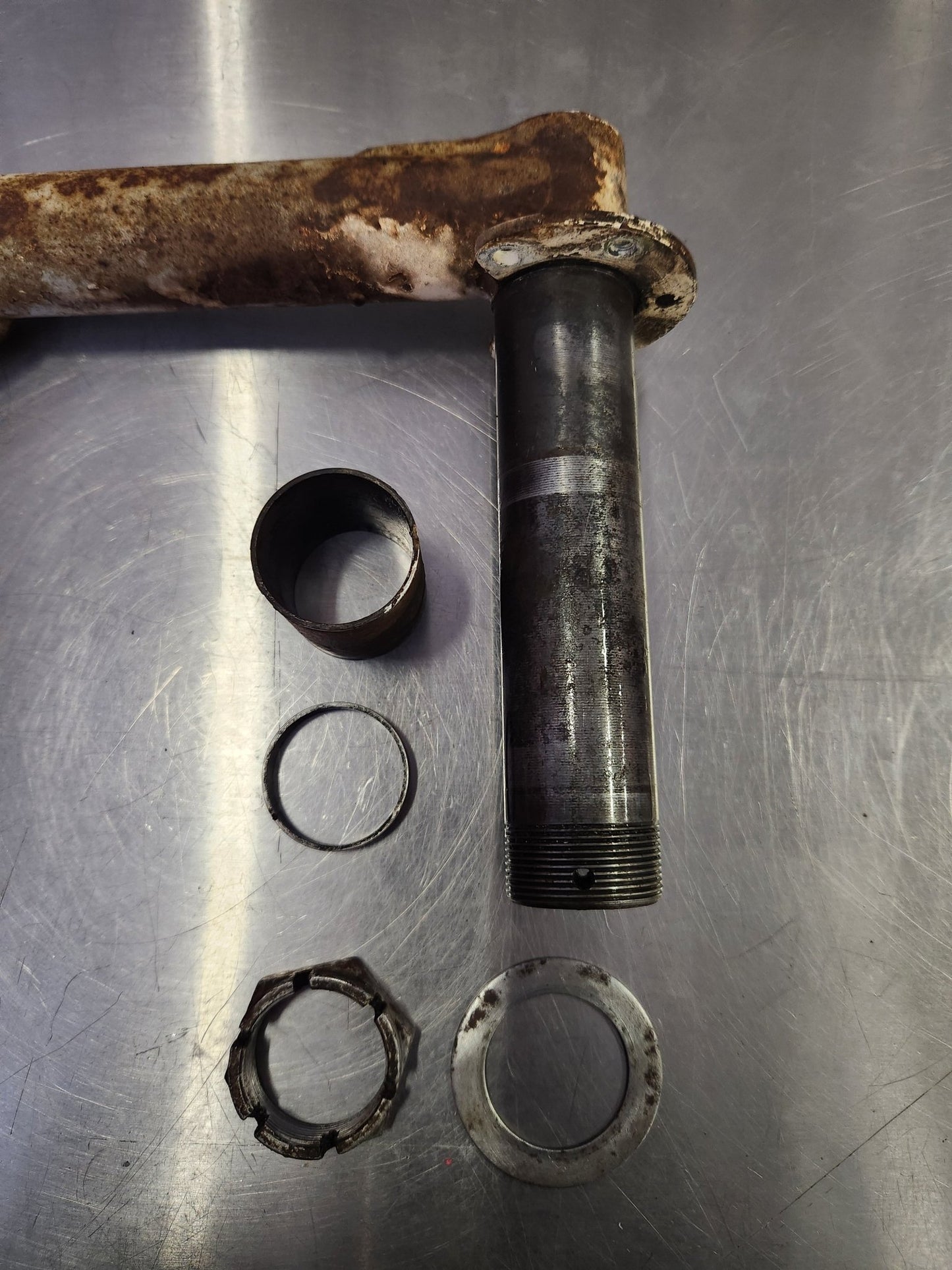 520002 - 502 Mooney Spindle Assy RH | FractionAIR Parts - Aircraft Parts & Accessories