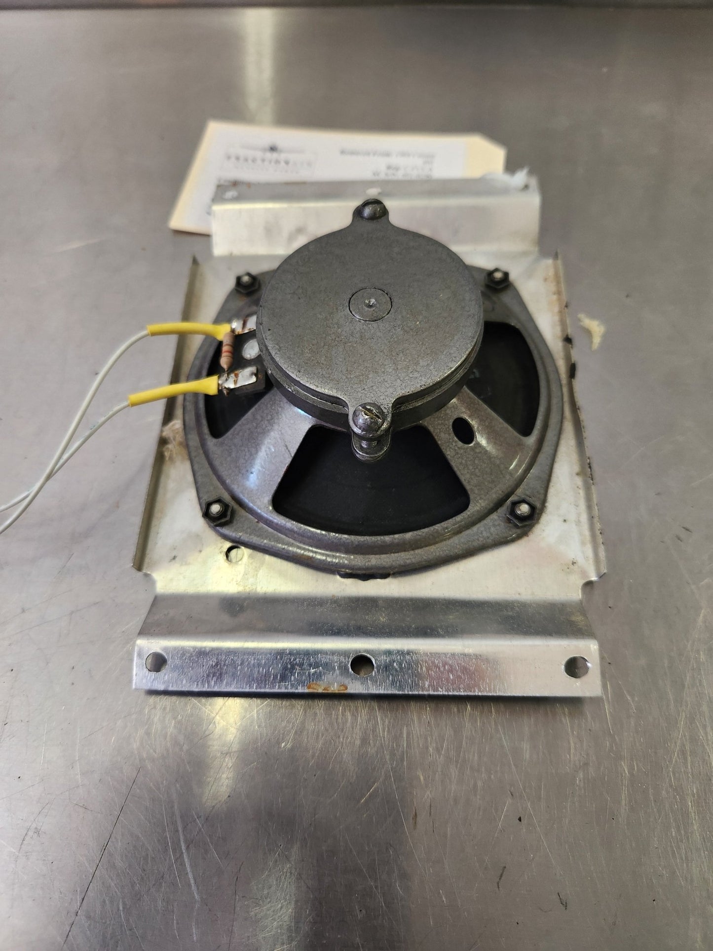 5C3FR Cessna SPEAKER 4.5'' W/ MOUNT | FractionAIR Parts - Aircraft Parts & Accessories