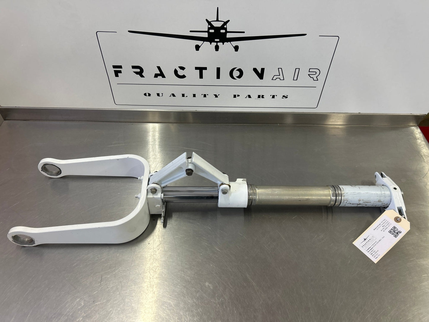 61885 - 02 Piper GEAR ASSEMBLY - Nose (complete) | FractionAIR Parts - Aircraft Parts & Accessories