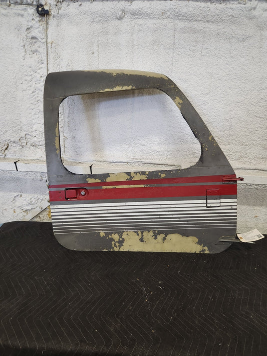 63055 - 04 Piper CABIN DOOR ASSY WITH HINGE | FractionAIR Parts - Aircraft Parts & Accessories