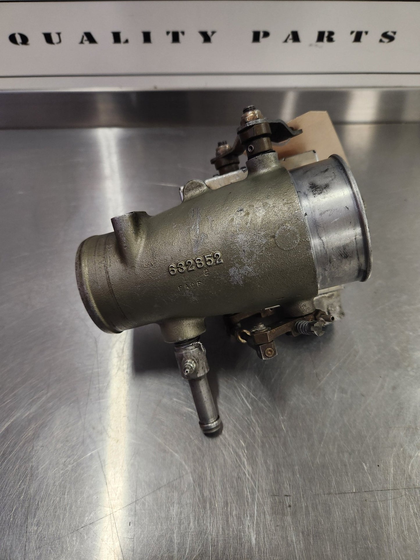 632852, 631916 - 8A1 Continental TSIO - 520 - E THROTTLE BODY ASSY W/ CONTROLLER AND SHROUD | FractionAIR Parts - Aircraft Parts & Accessories