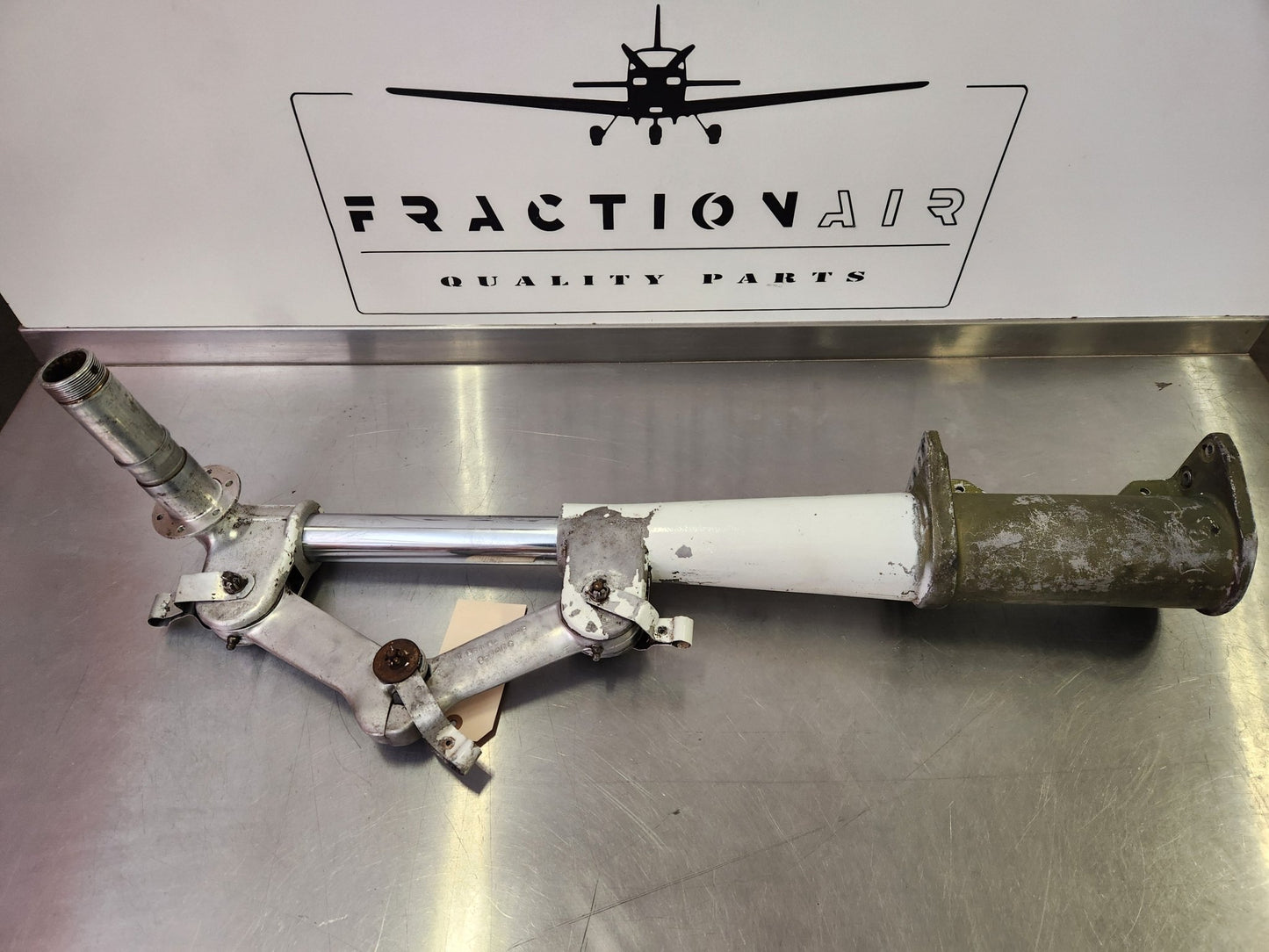 67927 - 02 Piper Gear Assembly - Main LH | FractionAIR Parts - Aircraft Parts & Accessories