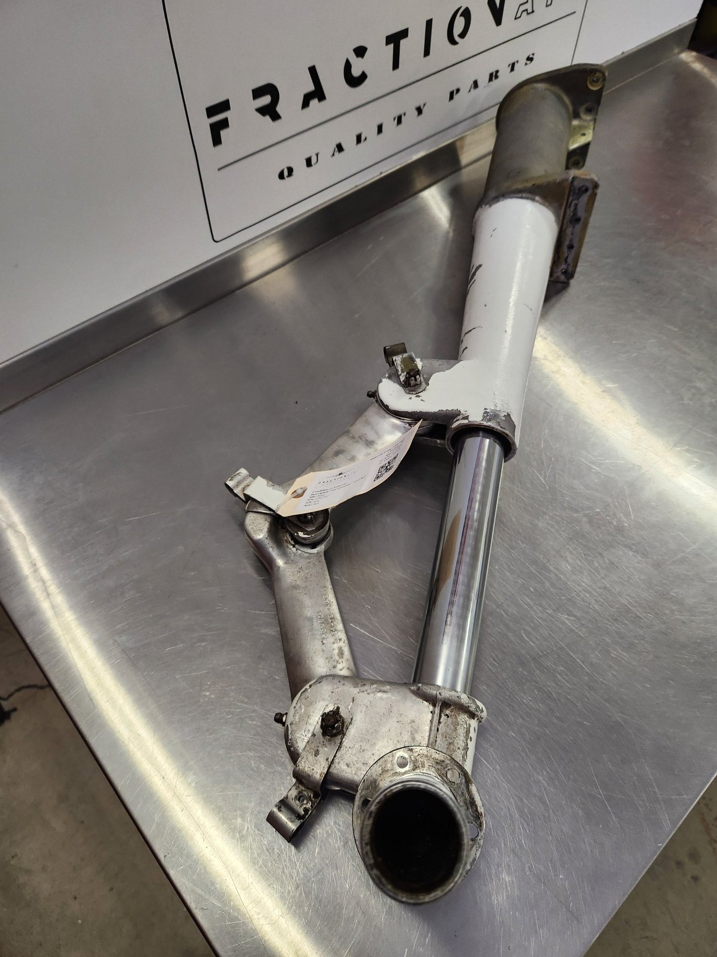 67927 - 03 Piper Gear Assembly - Main RH | FractionAIR Parts - Aircraft Parts & Accessories