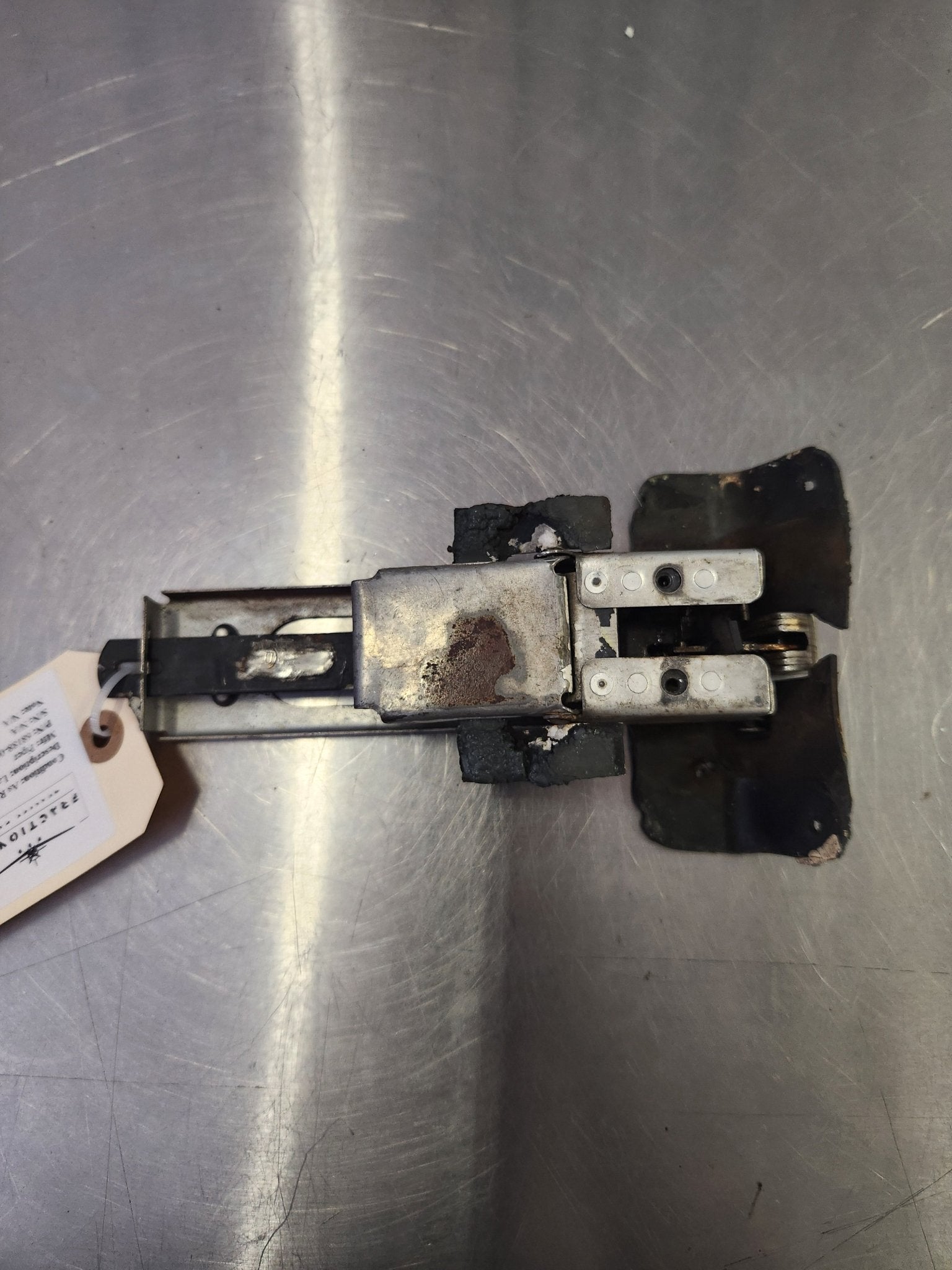 68188 - 00 Piper Latch Assembly - Door | FractionAIR Parts - Aircraft Parts & Accessories