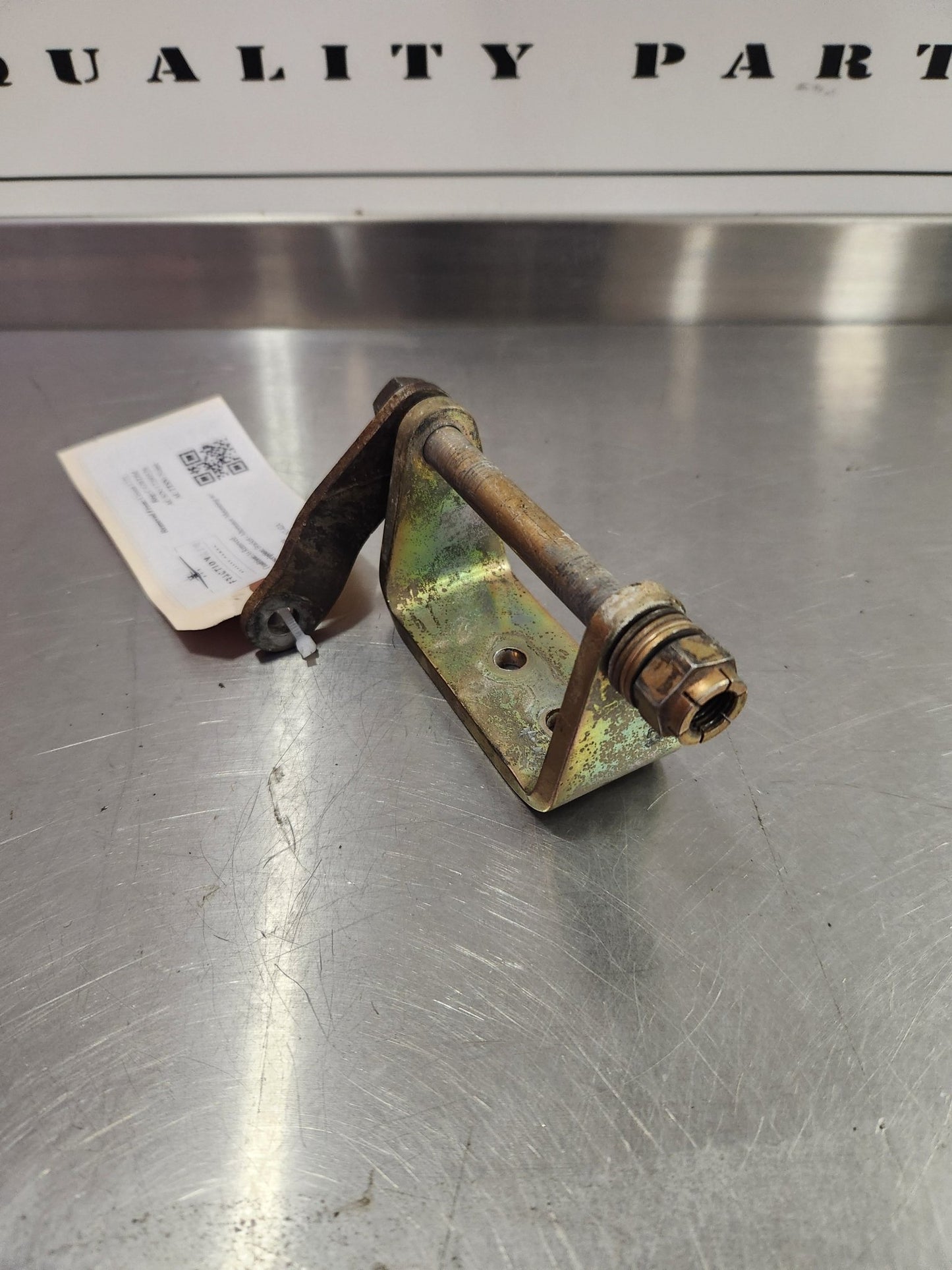 76906, AN7 - 42A Cessna Bracket - Alternator Mounting w/ Bolt Alt 07A21443 | FractionAIR Parts - Aircraft Parts & Accessories