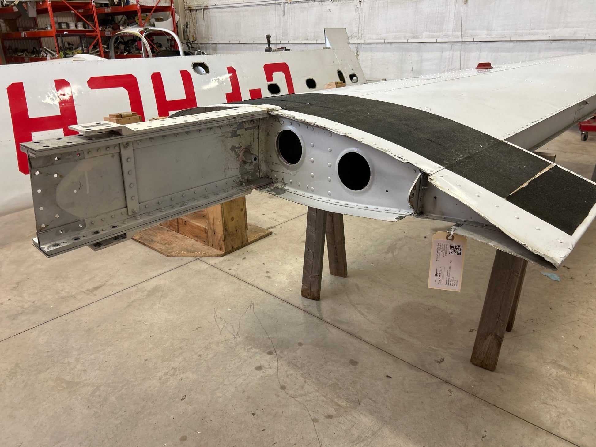 77352 - 29 Piper WING ASSEMBLY - Right | FractionAIR Parts - Aircraft Parts & Accessories