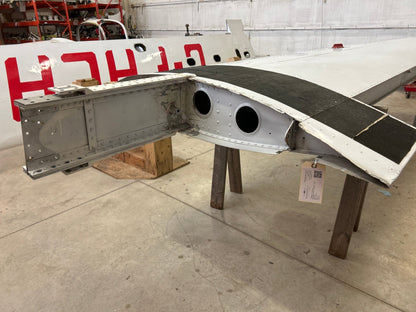 77352 - 29 Piper WING ASSEMBLY - Right | FractionAIR Parts - Aircraft Parts & Accessories