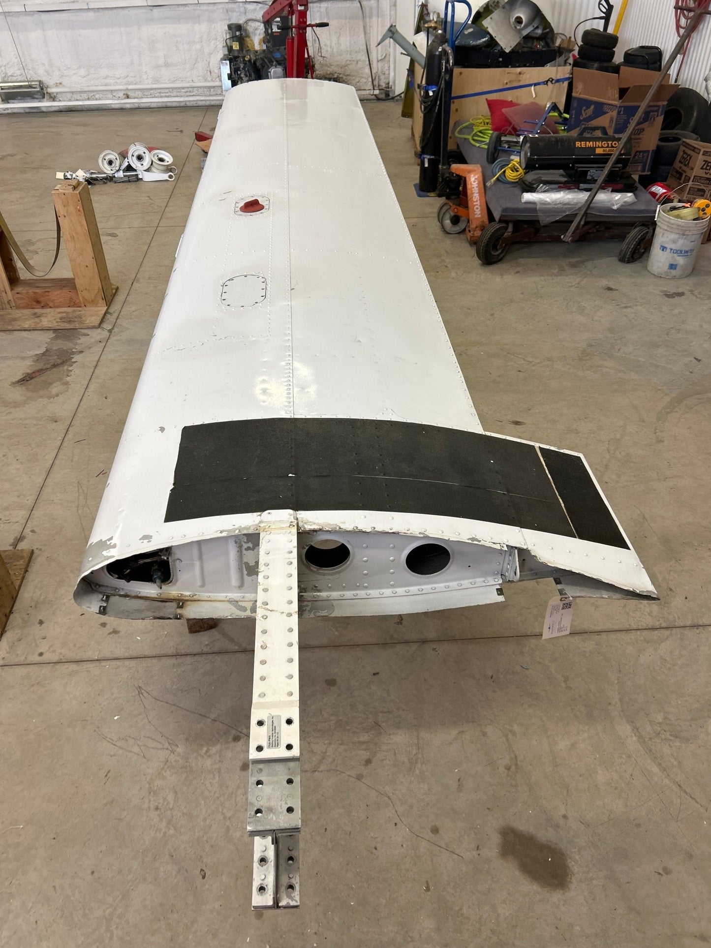 77352 - 29 Piper WING ASSEMBLY - Right | FractionAIR Parts - Aircraft Parts & Accessories