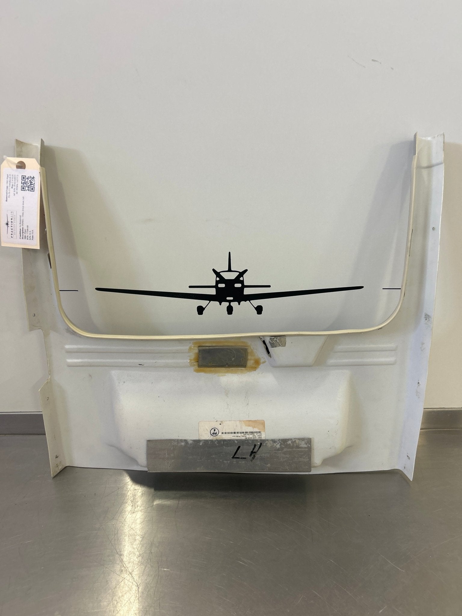 77500 - 08 Piper PANEL - Trim, lower door, left | FractionAIR Parts - Aircraft Parts & Accessories