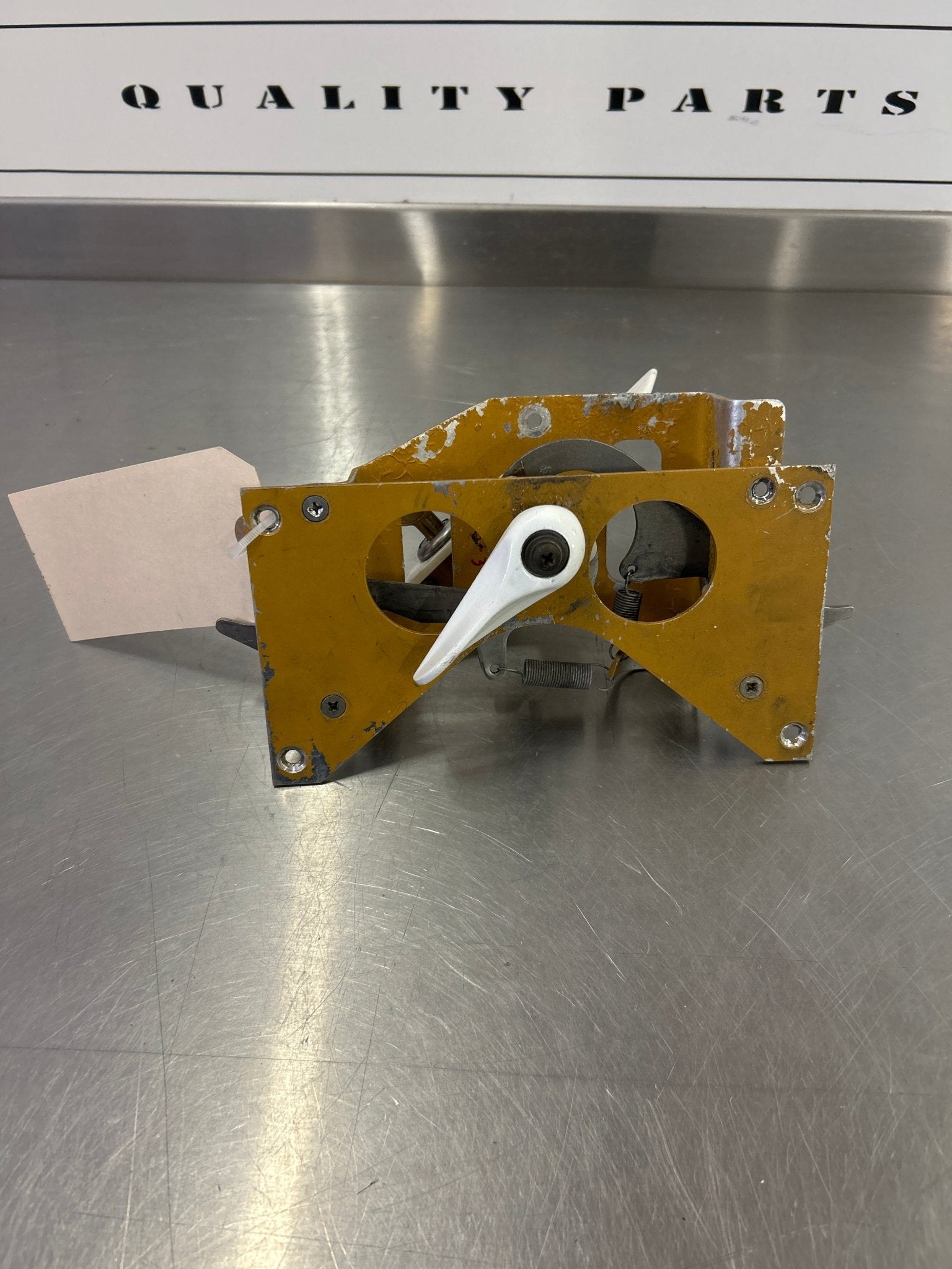 77515 - 02, 77518 - 02 Piper LATCH ASSEMBLY W/ HANDLE ASSEMBLY - Auxiliary door latch | FractionAIR Parts - Aircraft Parts & Accessories