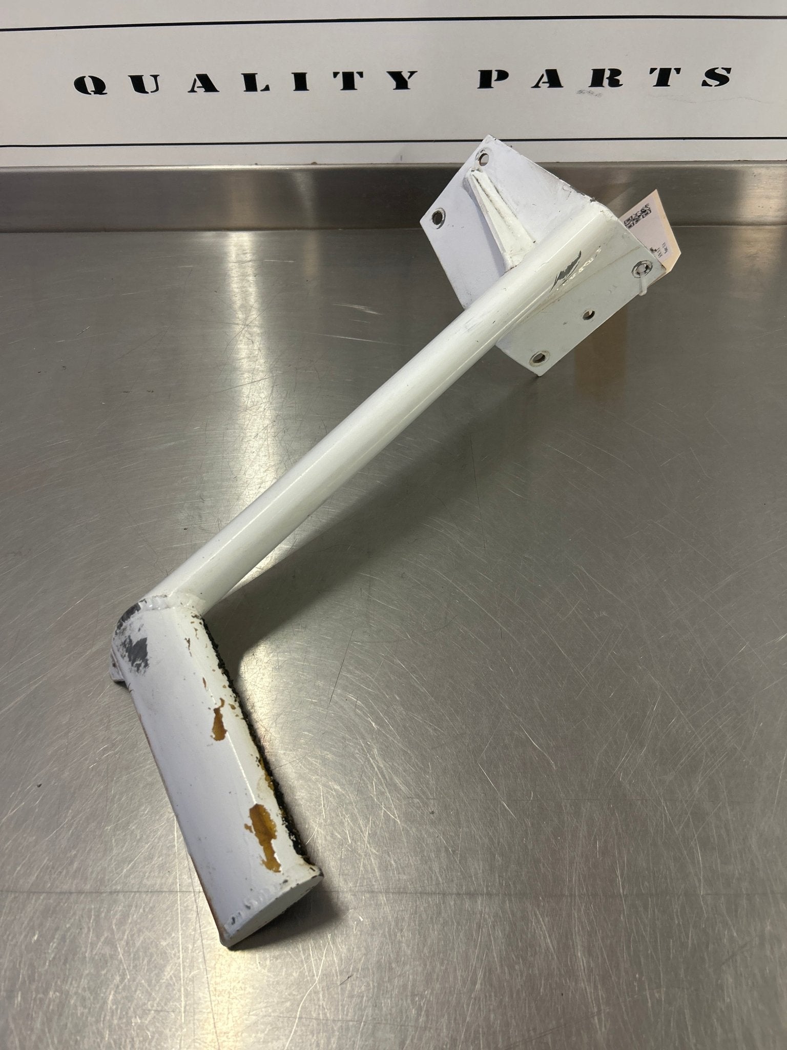 77768 - 04 Piper STEP ASSEMBLY - Cabin entrance, left | FractionAIR Parts - Aircraft Parts & Accessories