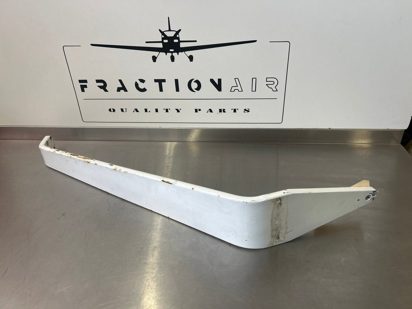 77787 - 300 Piper LEG ASSEMBLY - Landing gear, main, left | FractionAIR Parts - Aircraft Parts & Accessories