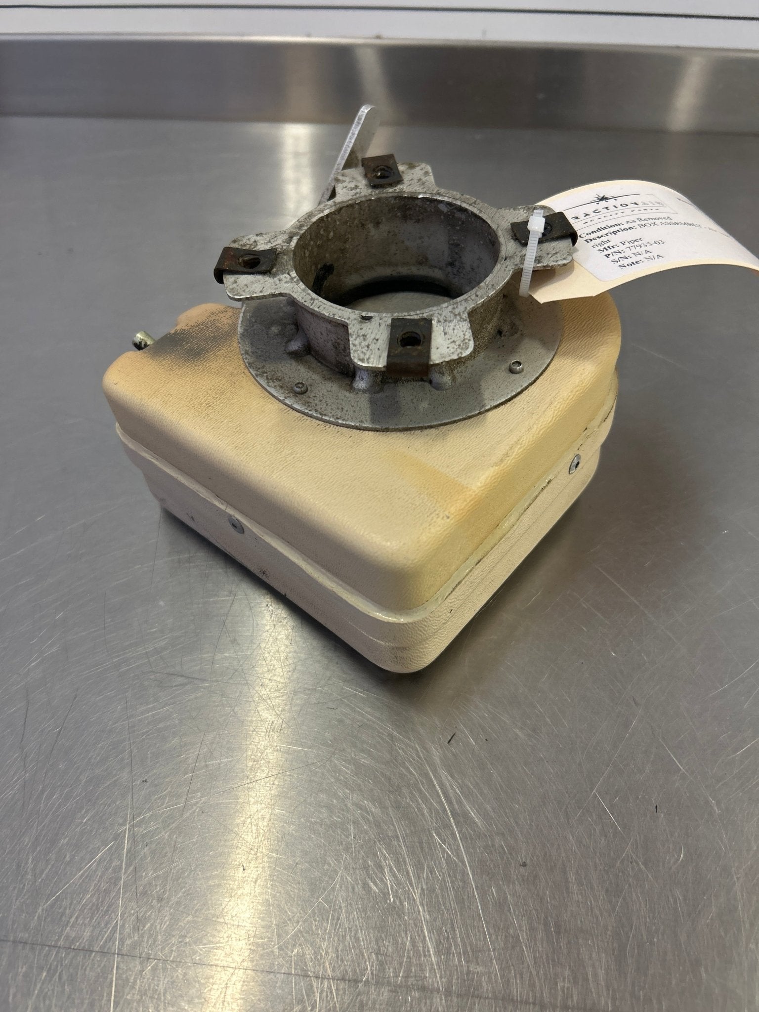 77935 - 03 Piper BOX ASSEMBLY - Air vent, right | FractionAIR Parts - Aircraft Parts & Accessories