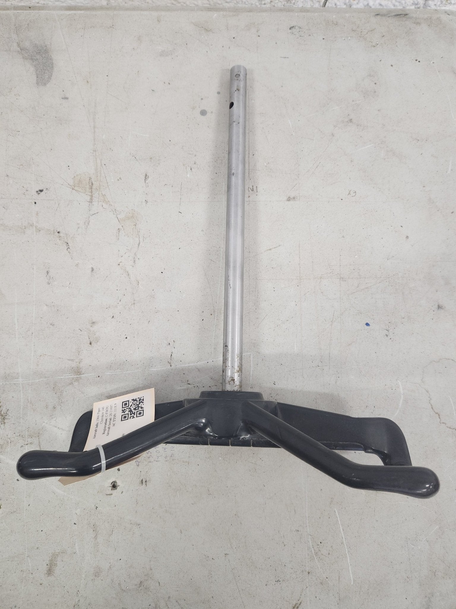 78729 - 02 Piper Control Wheel Assembly / Yoke | FractionAIR Parts - Aircraft Parts & Accessories