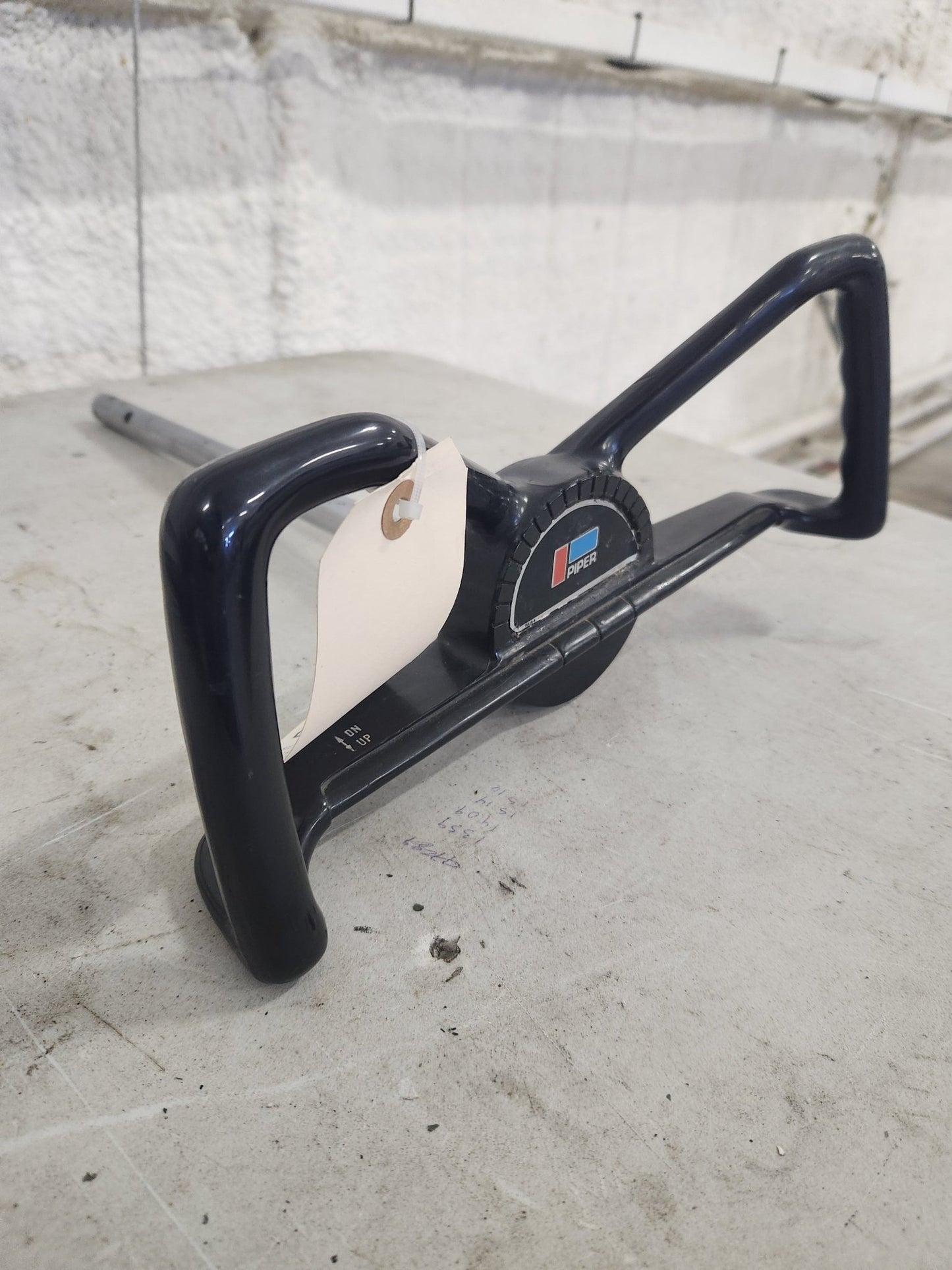 78729 - 02 Piper Control Wheel Assembly / Yoke | FractionAIR Parts - Aircraft Parts & Accessories