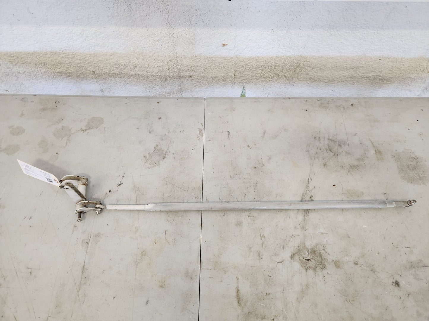 82912 - 002 and 82905 - 010 Piper Pushrod Assy - Flap Interconnect LH | FractionAIR Parts - Aircraft Parts & Accessories