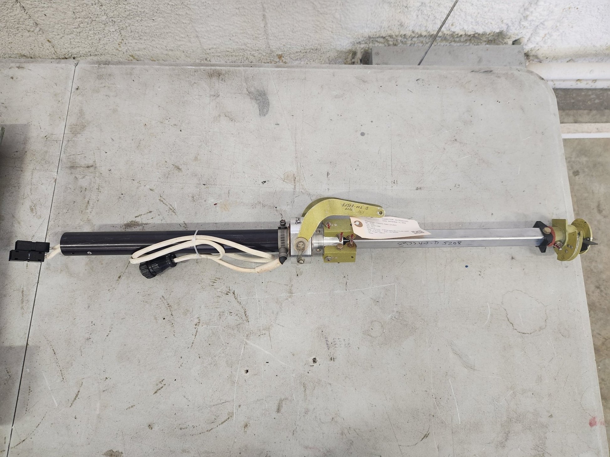 85223 - 006 PIPER MALIBU PA - 46 - 350P Column Assy L/H - R/H | FractionAIR Parts - Aircraft Parts & Accessories