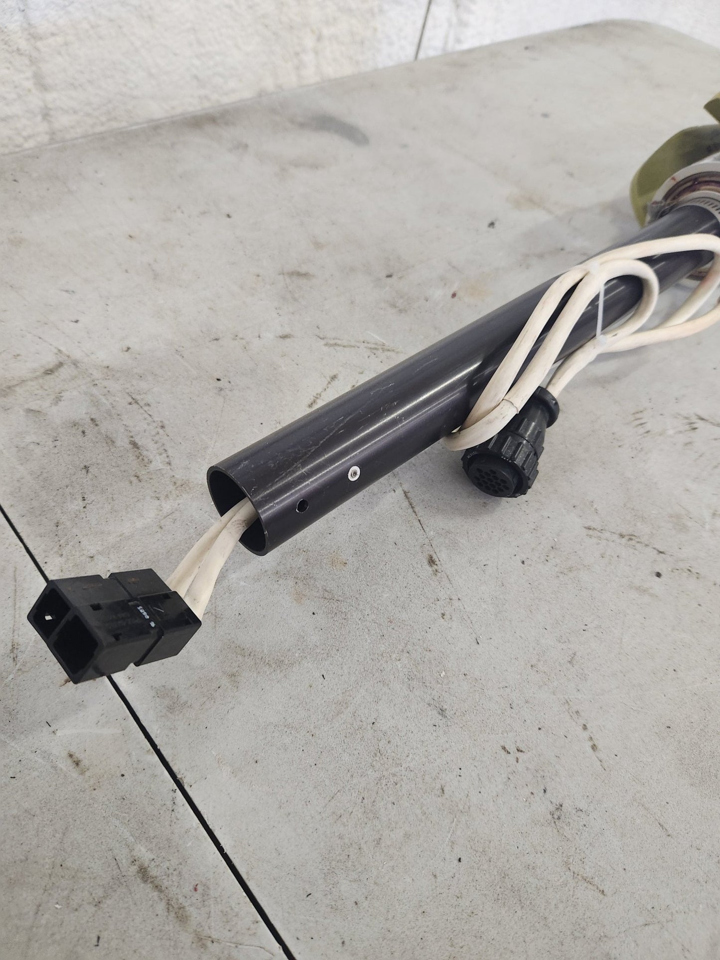 85223 - 006 PIPER MALIBU PA - 46 - 350P Column Assy L/H - R/H | FractionAIR Parts - Aircraft Parts & Accessories