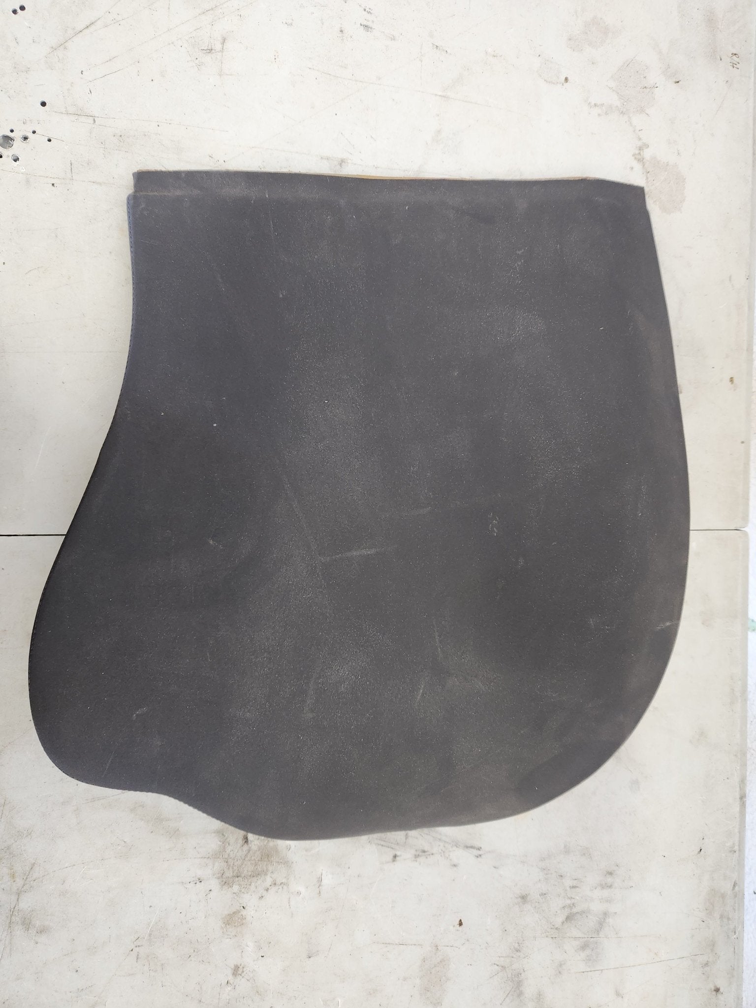 85568 - 015 Piper Glareshield Assy RH | FractionAIR Parts - Aircraft Parts & Accessories