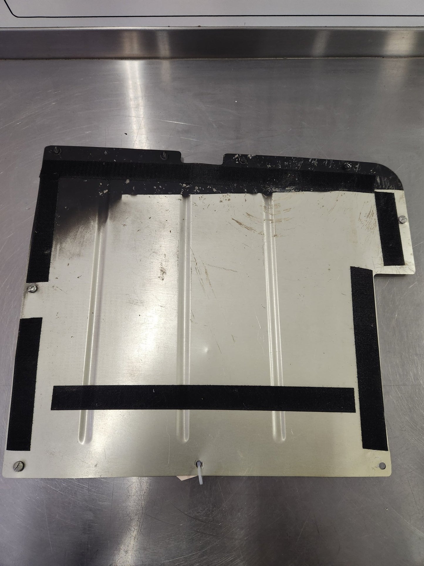 89618 - 002 Piper Floorboard Assy - Close Out LH Fwd Baggage | FractionAIR Parts - Aircraft Parts & Accessories