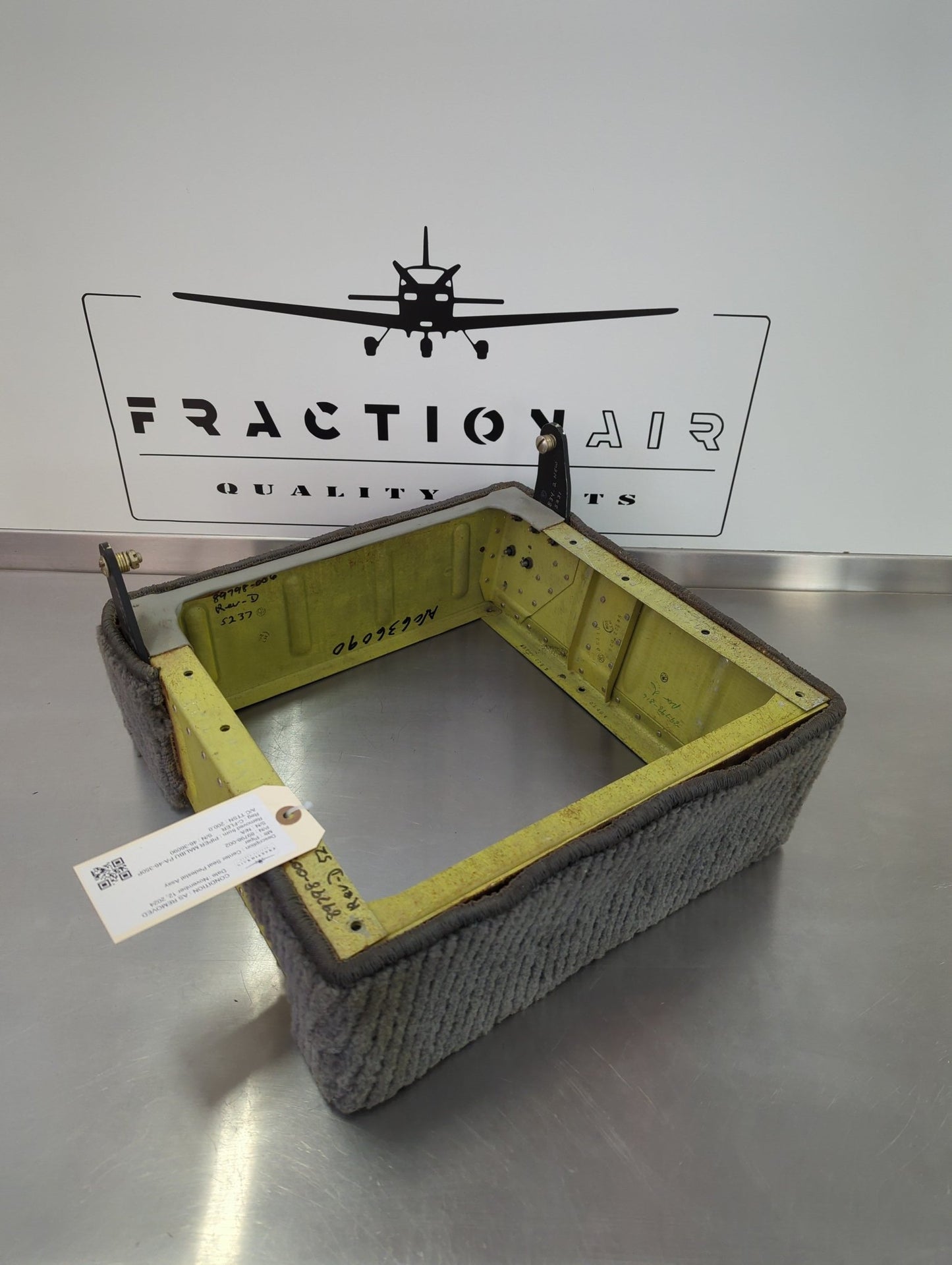 89798 - 002 Piper PA46 - 350P Center Seat Pedestal Assy | FractionAIR Parts - Aircraft Parts & Accessories