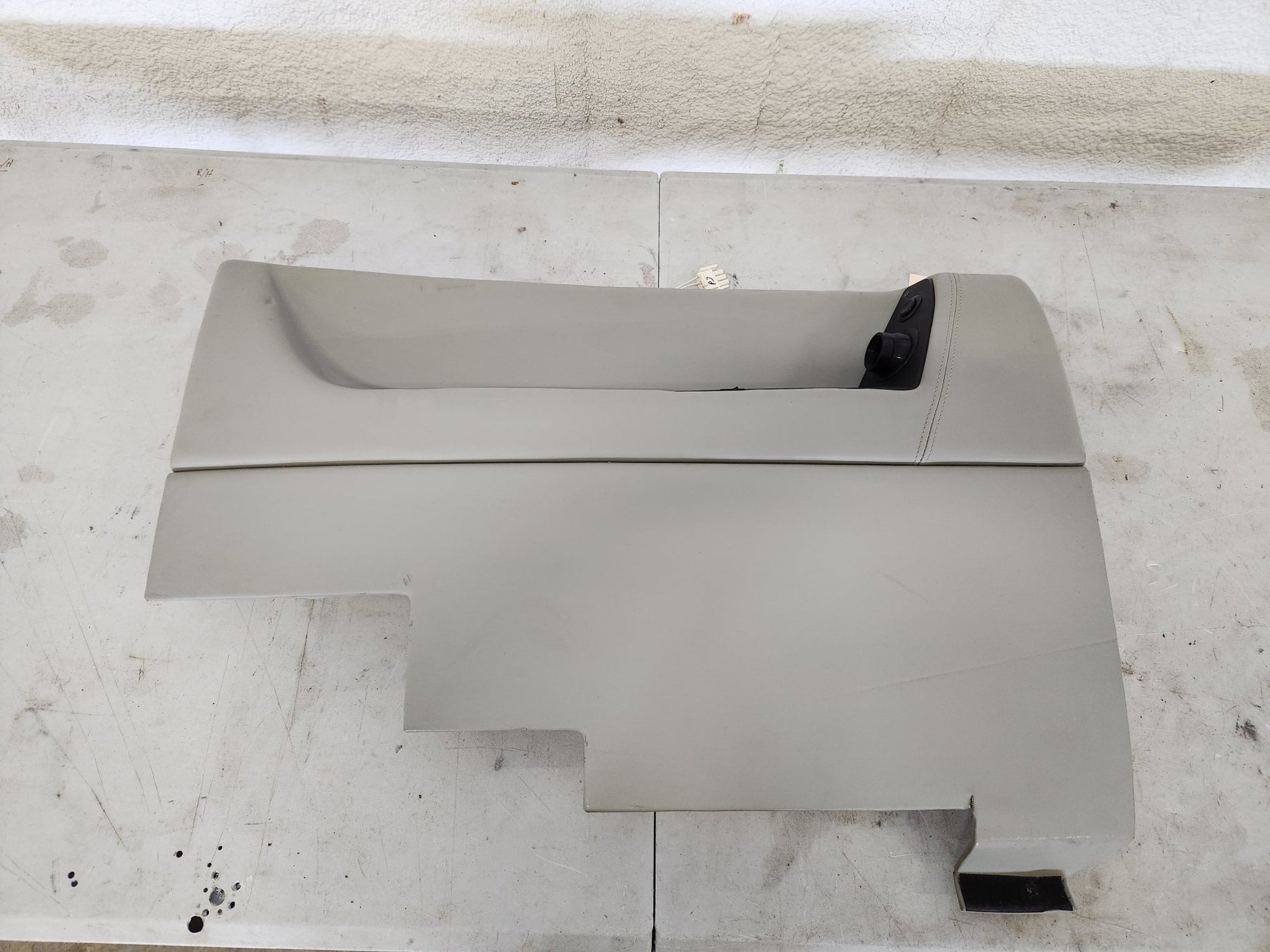 89936 - 012 And 89936 - 014 Piper Panel Assy Armrest | FractionAIR Parts - Aircraft Parts & Accessories
