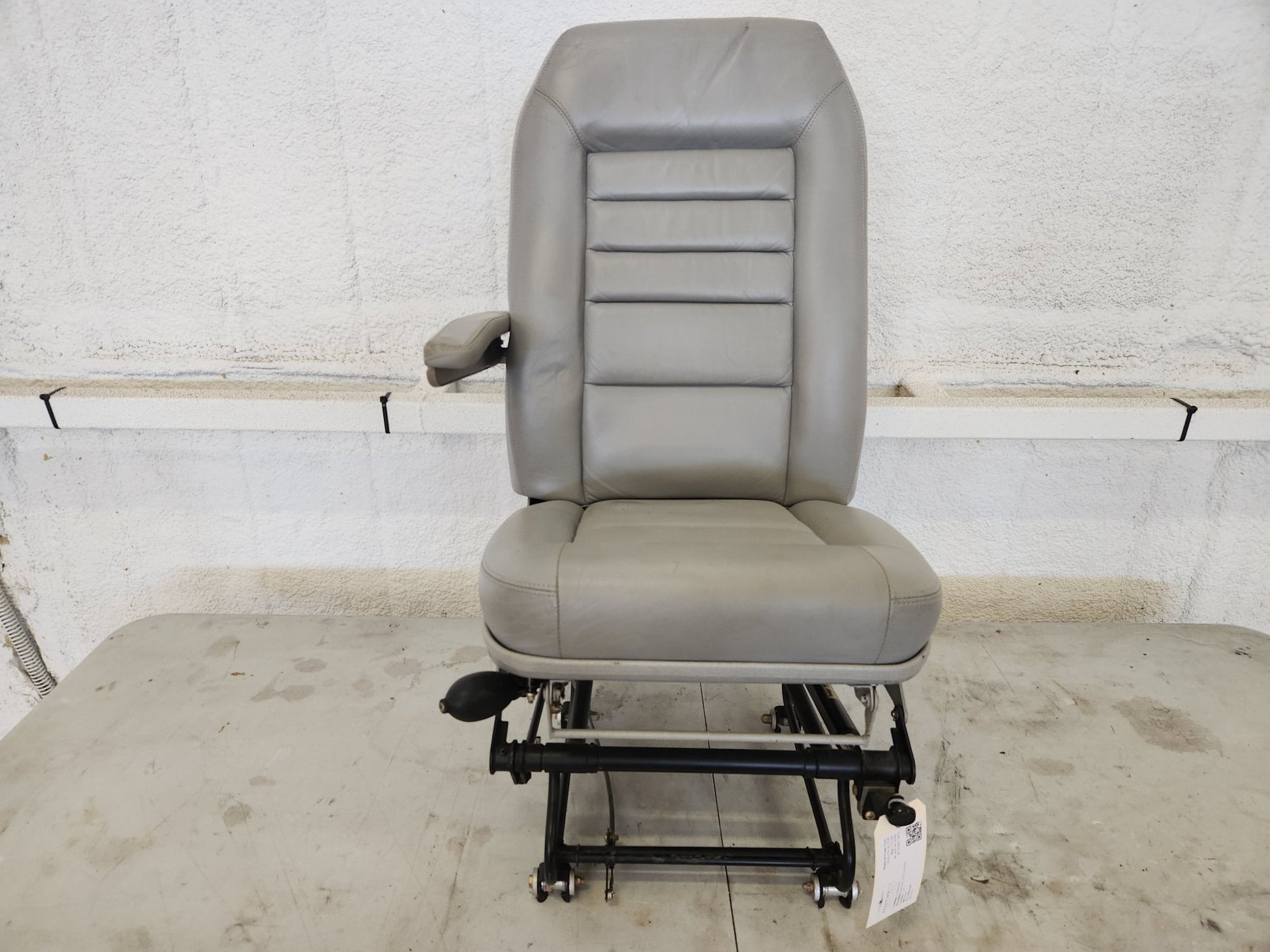 89944 - 006 Piper Seat Assy - Front Vertically Adjustable - LH | FractionAIR Parts - Aircraft Parts & Accessories