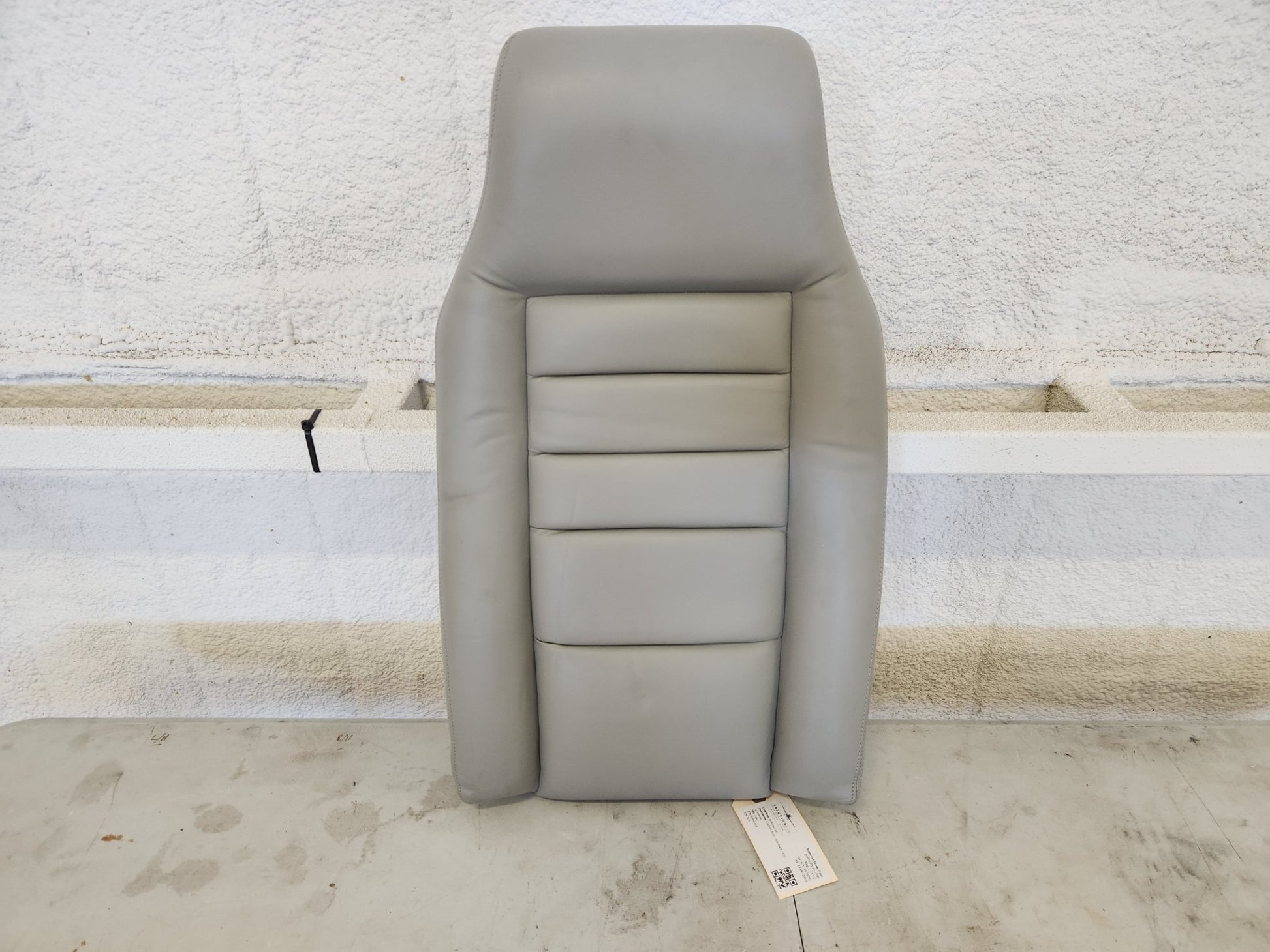 89994 - 019 Piper Cushion Assy - Seat Back - RH | FractionAIR Parts - Aircraft Parts & Accessories