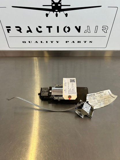 0413387 - 6 Cessna Cabin Door Latch Assy R/H | FractionAIR Parts - Aircraft Parts & Accessories