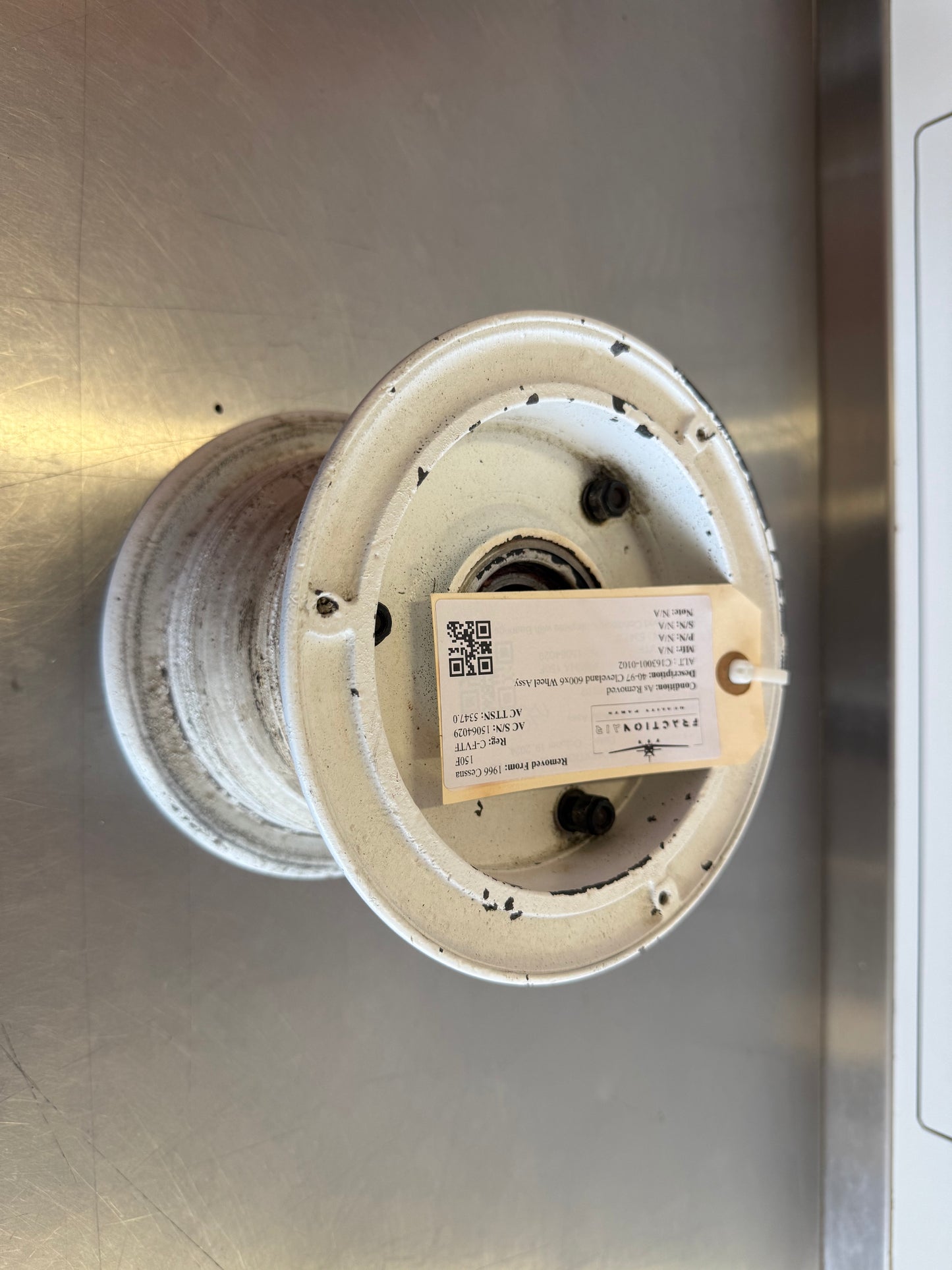40-97 Cleveland 600x6 Wheel Assy ALT : C163001-0102