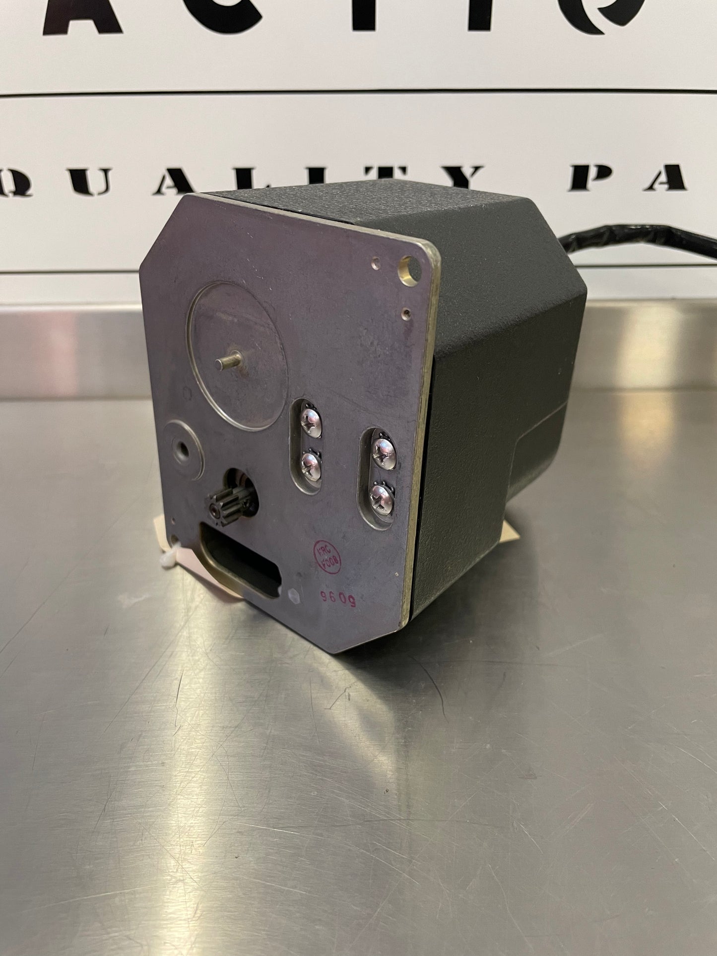 065-0061-06 Bendix/King KS 272A Trim Servo