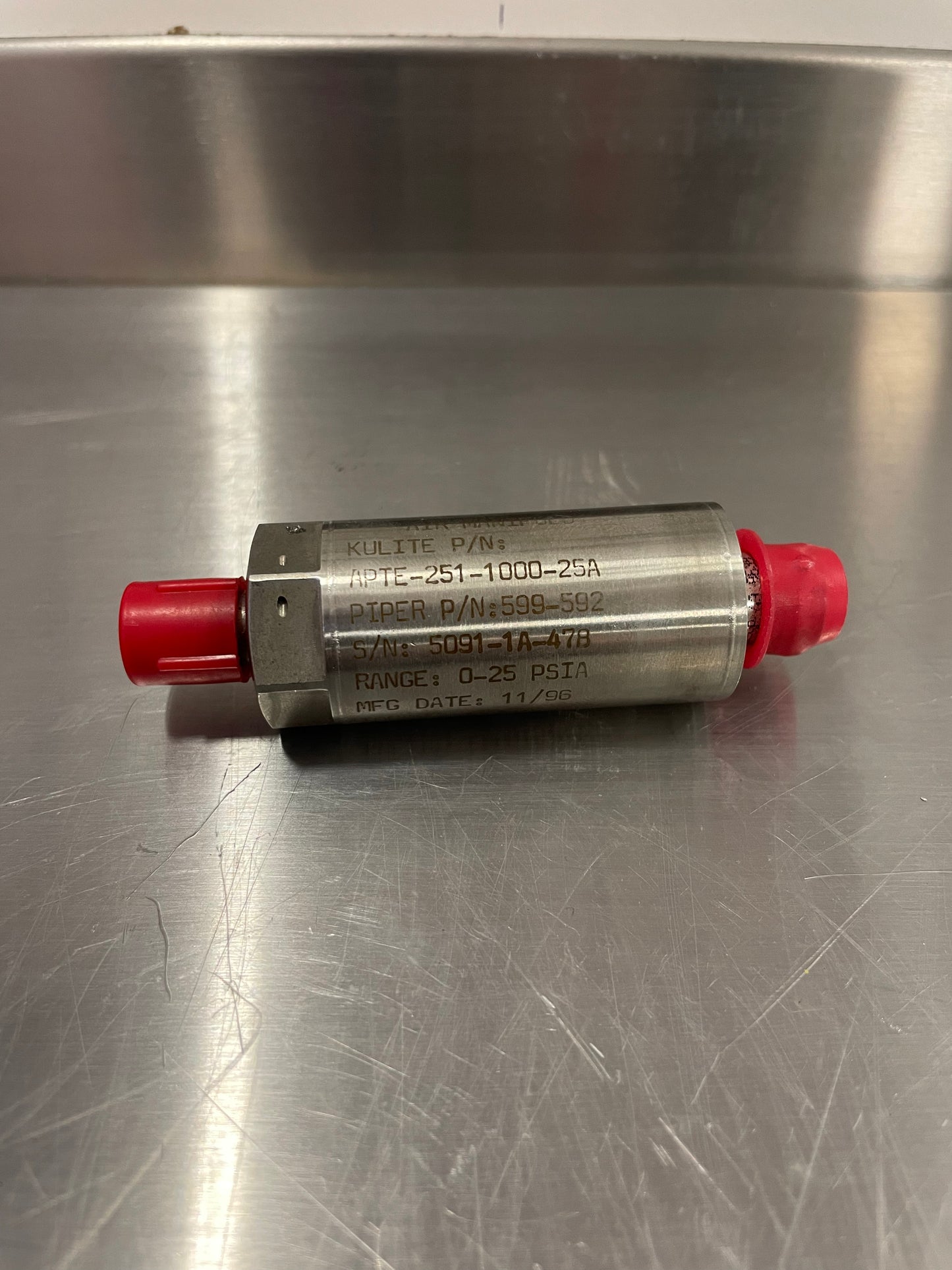 APTE-251-1000-25A / 599-592 Kulite Maniflod Pressure Transducer
