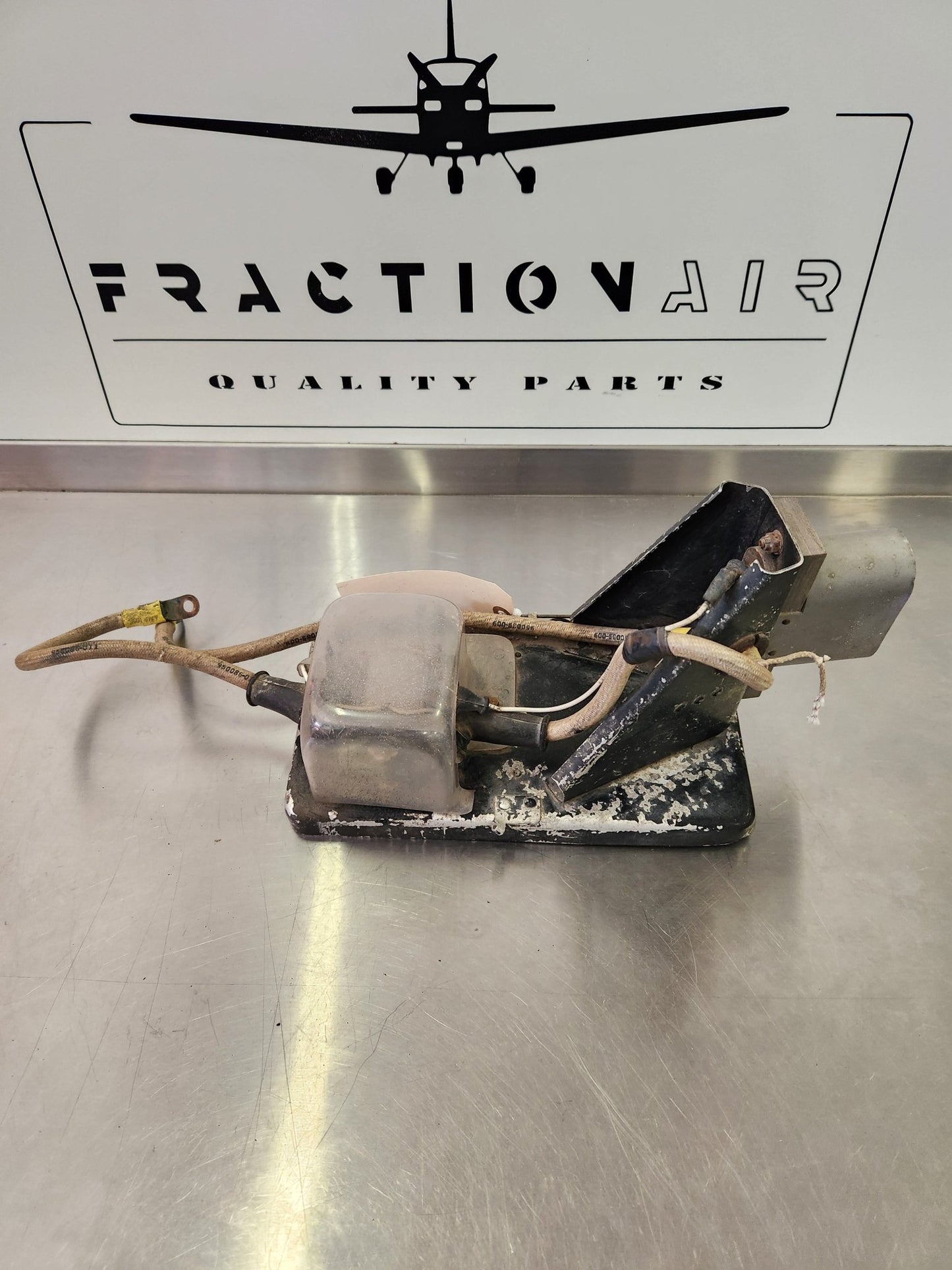 AN2552 - 3A Anderson Mooney M20F External Power Receptacle Assy MS3506 - 1 | FractionAIR Parts - Aircraft Parts & Accessories