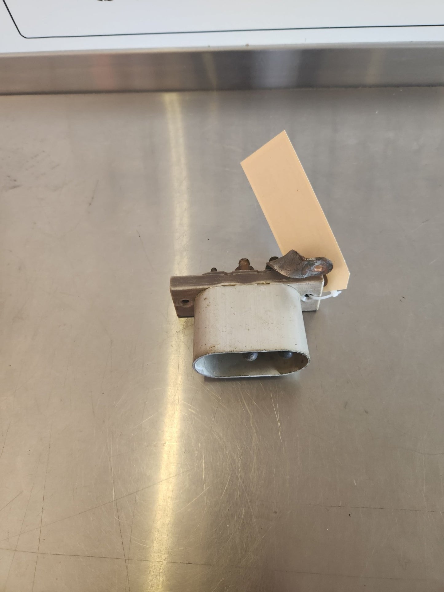 AN2552 - 3A Cessna EXTERNAL POWER RECEPTACLE MS3506 - 1 | FractionAIR Parts - Aircraft Parts & Accessories