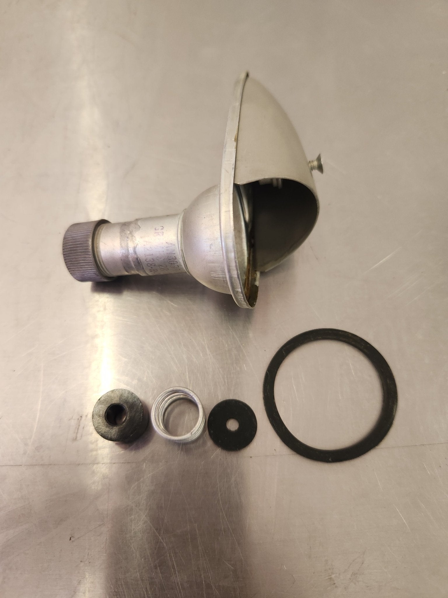 AN3033 - 10 Grimes NAVIGATION AND STROBE LIGHT 28 V A2138 - R - 24 | FractionAIR Parts - Aircraft Parts & Accessories