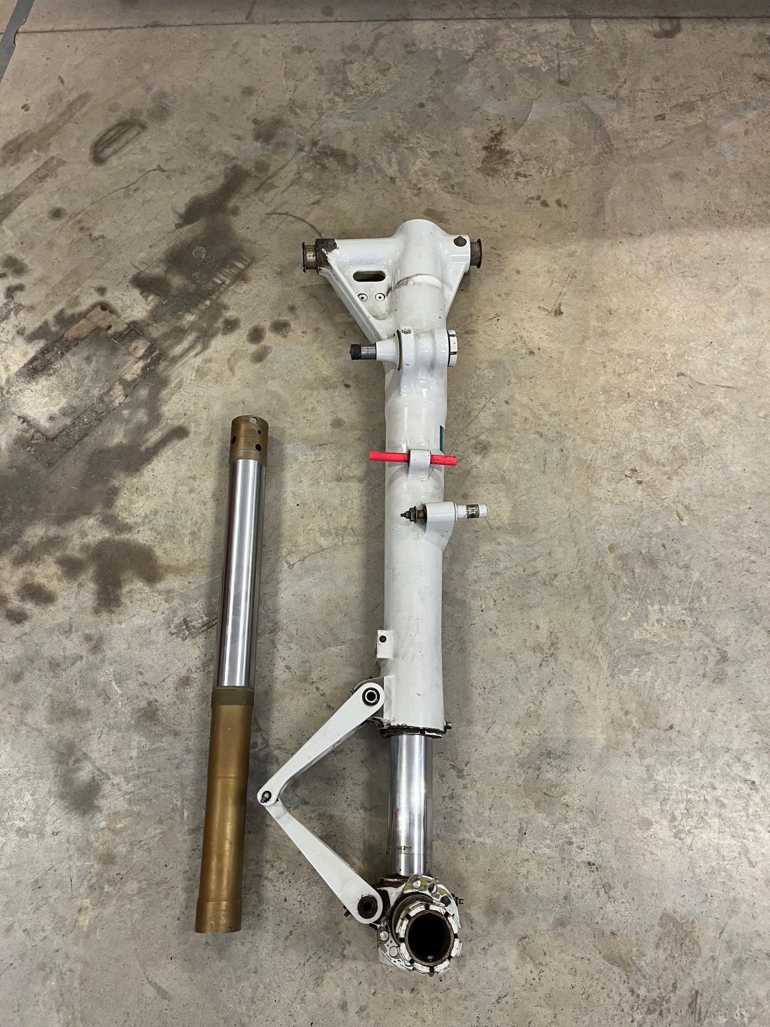 British Aerospace B00A703065A Jet Stream LH MLG | FractionAIR inc. - Aircraft Parts & Accessories