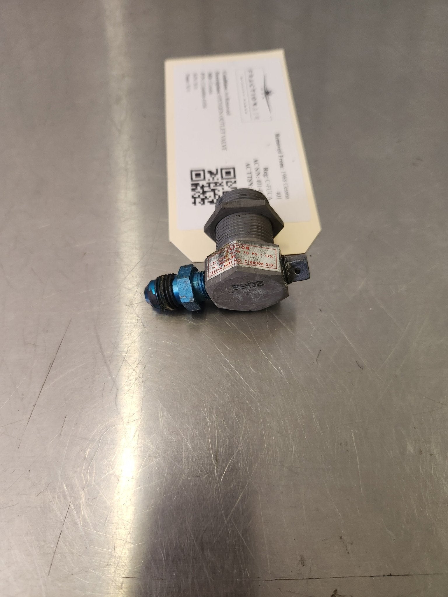 C166006 - 0104 Cessna OXYGEN OUTLET VALVE C166006 - 0101 | FractionAIR Parts - Aircraft Parts & Accessories