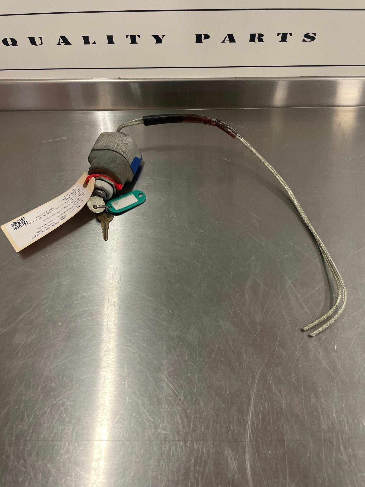 C292501 - 0201 Cessna 150F Bendix Ignition Switch and Key ALT: 10 - 357290 - 13 | FractionAIR Parts - Aircraft Parts & Accessories