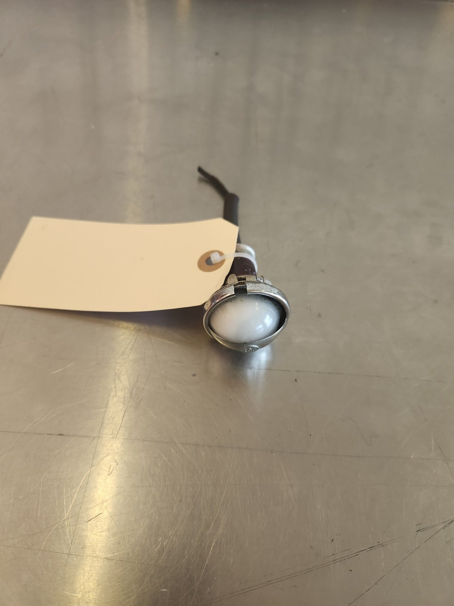 C622005 - 0101 Cessna LAMP - SHIELDED - EMERGENCY GEAR DOWN UCTE161619 | FractionAIR Parts - Aircraft Parts & Accessories