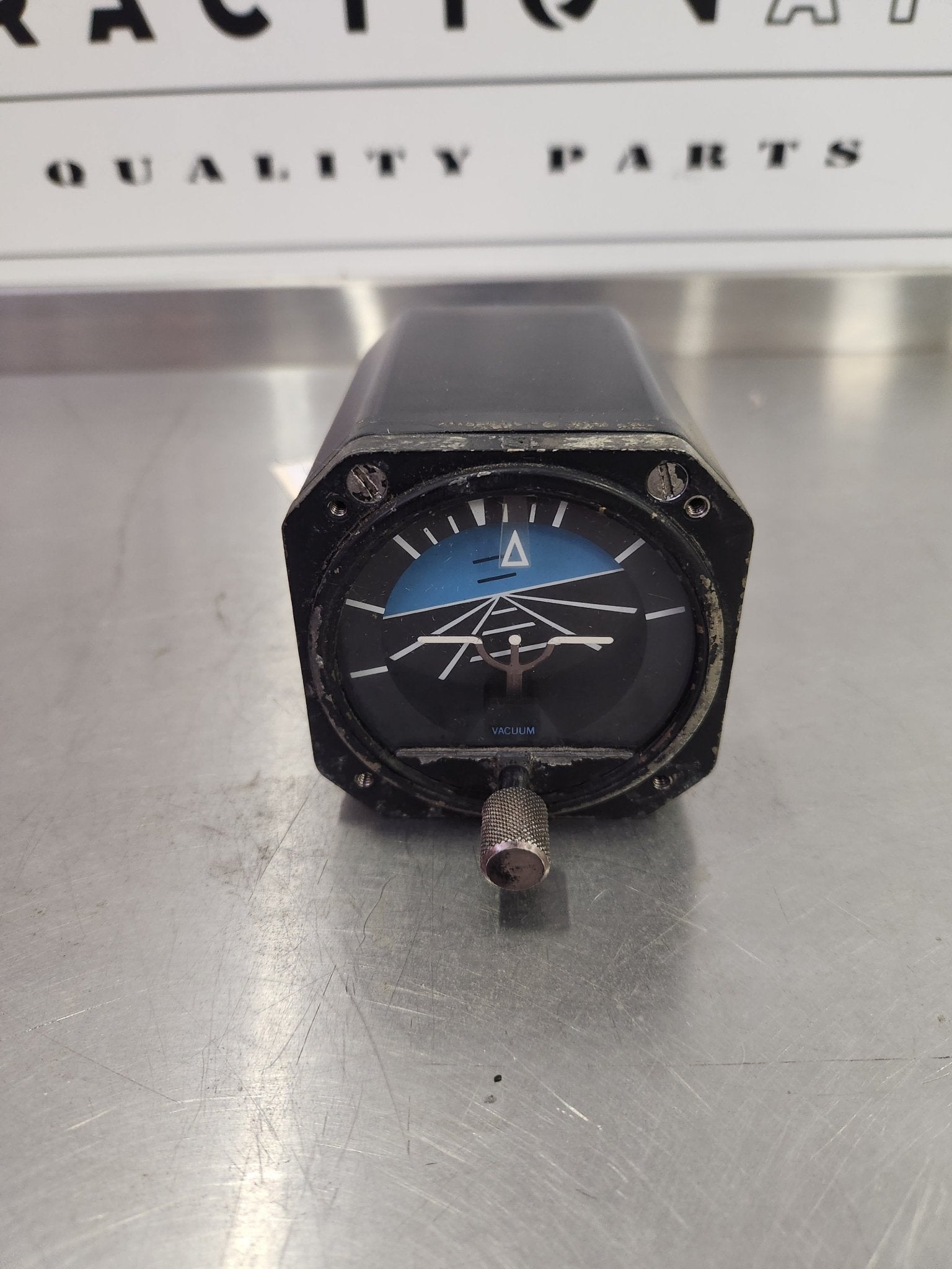 C661076 - 0104 Cessna GYRO HORIZON INDICATOR SP - 7710 - 5 - CES | FractionAIR Parts - Aircraft Parts & Accessories