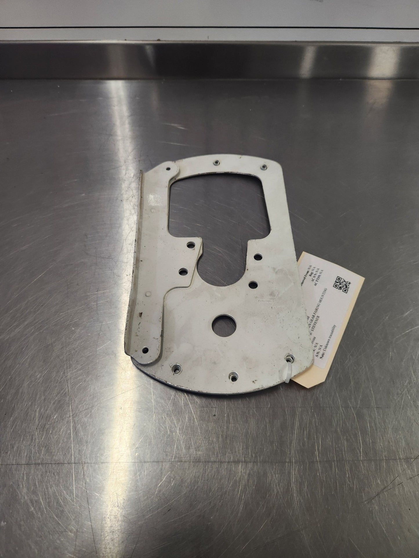 Cessna MAIN GEAR FAIRING MOUNTING PLATE RH W/ STIFFENER | FractionAIR Parts - Aircraft Parts & Accessories