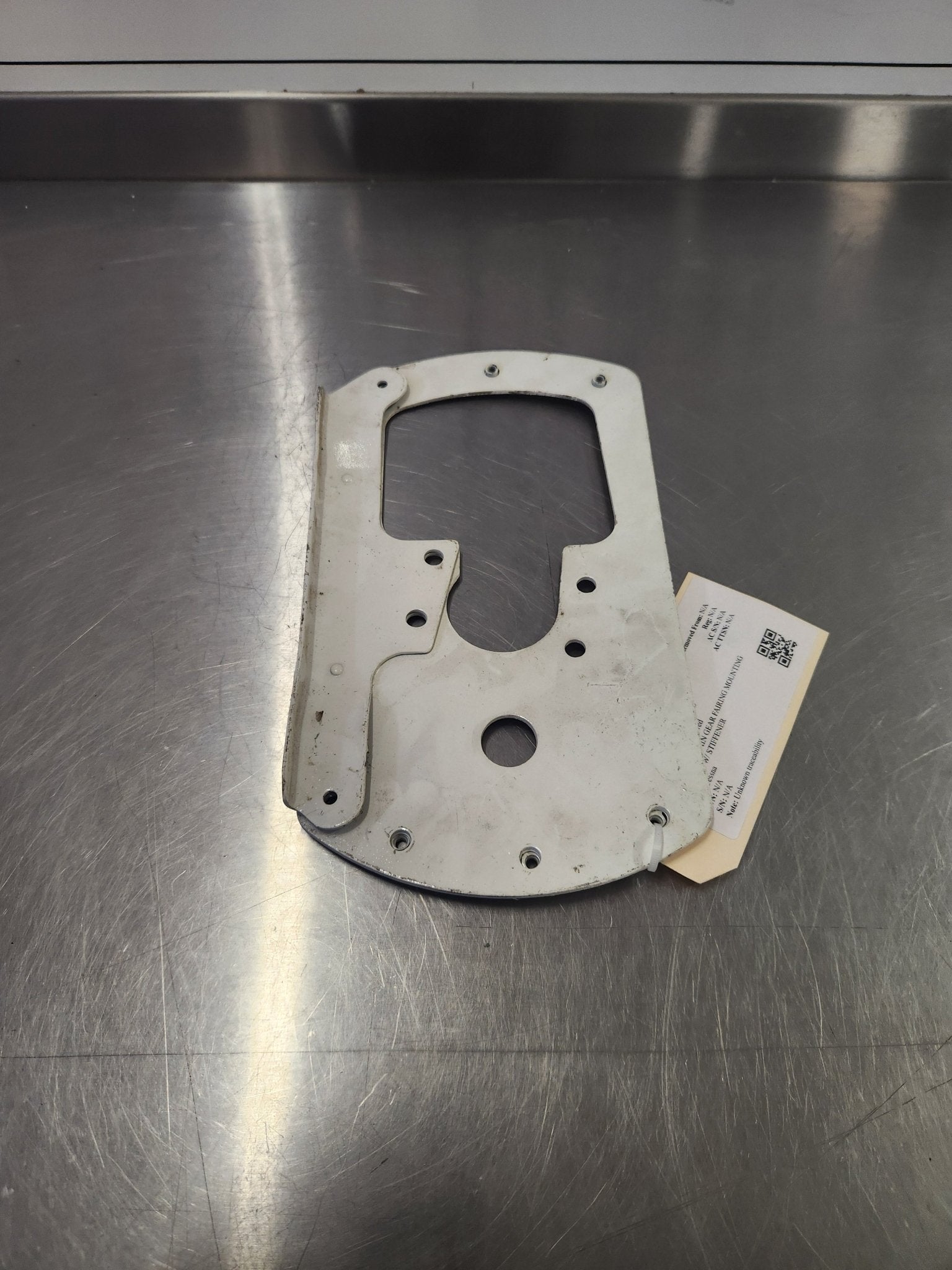 Cessna MAIN GEAR FAIRING MOUNTING PLATE RH W/ STIFFENER | FractionAIR Parts - Aircraft Parts & Accessories