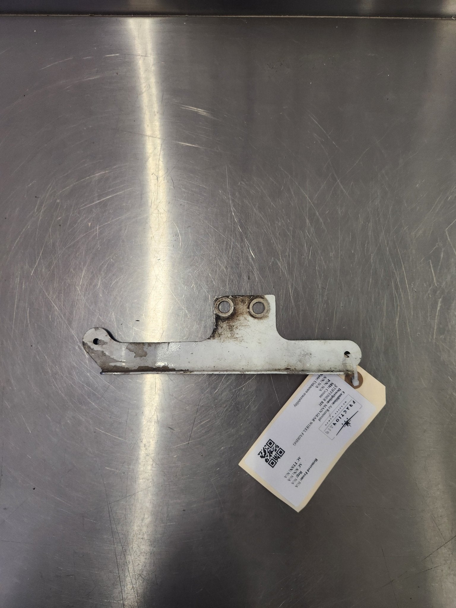 Cessna MAIN GEAR WHEEL FAIRING STIFFENER RH | FractionAIR Parts - Aircraft Parts & Accessories