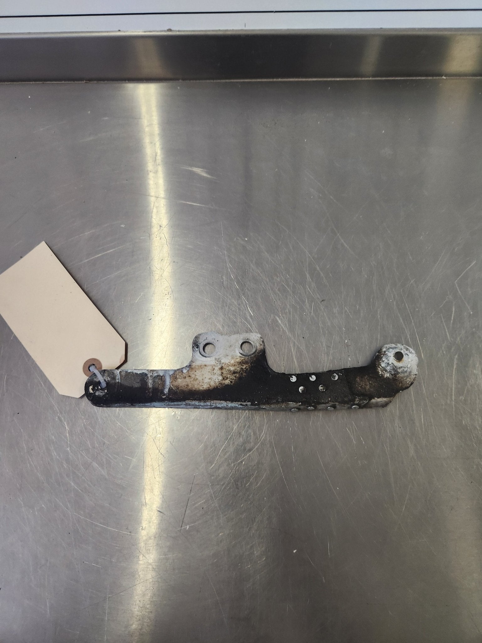 Cessna MAIN GEAR WHEEL FAIRING STIFFENER RH | FractionAIR Parts - Aircraft Parts & Accessories