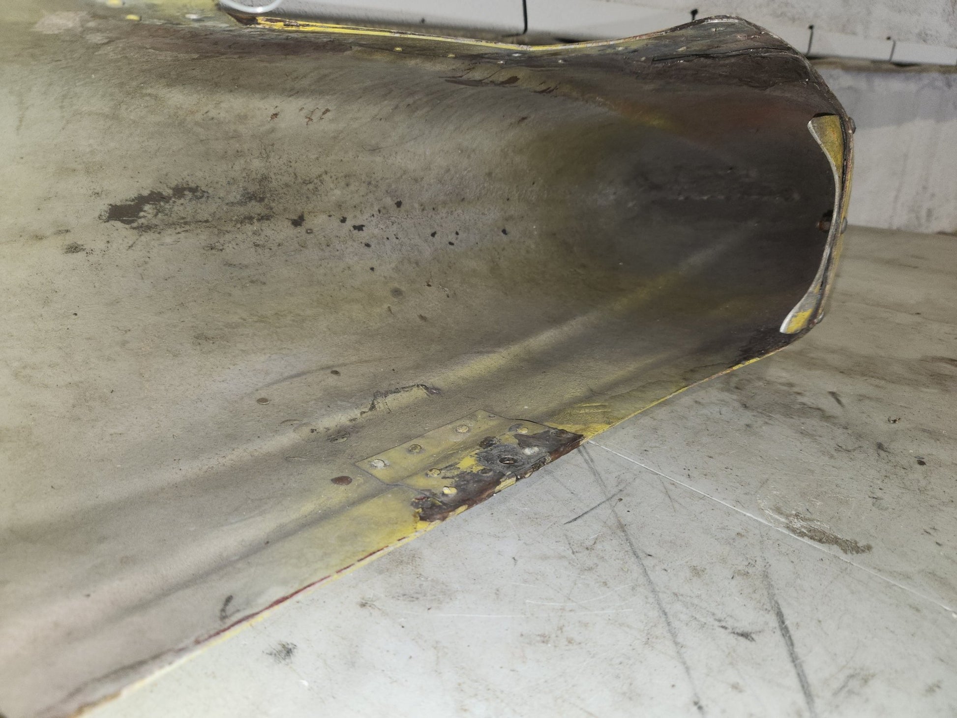 Cessna WHEEL FAIRING ASSEMBLY - RH | FractionAIR Parts - Aircraft Parts & Accessories