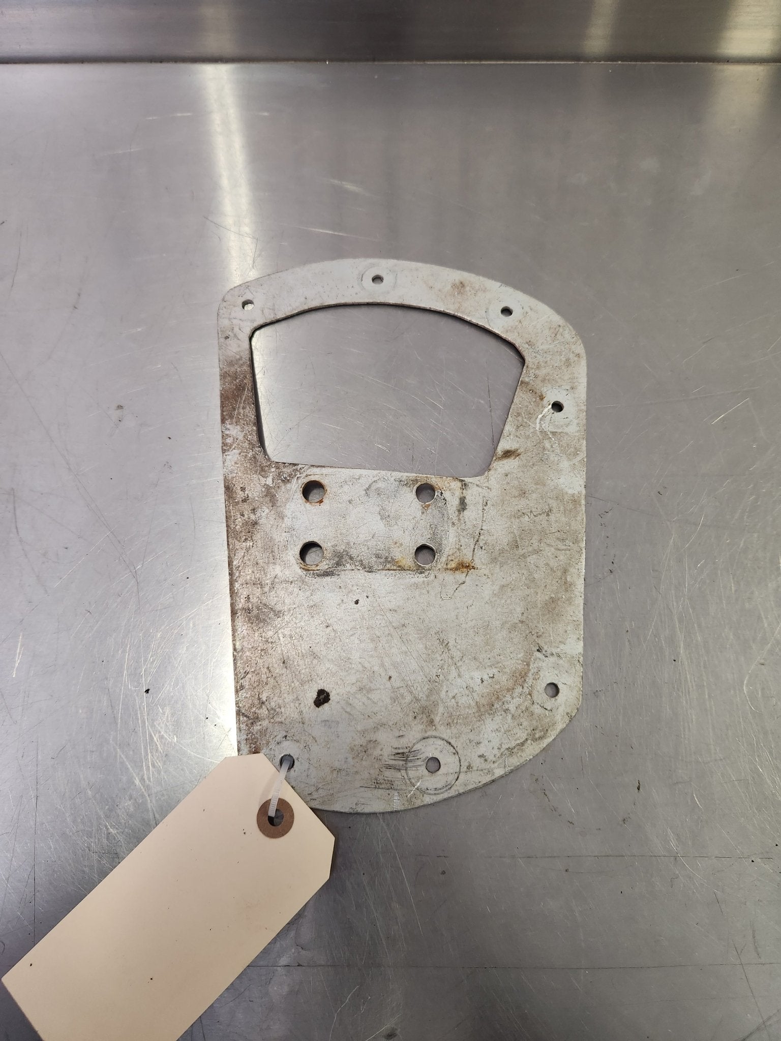 Cessna Wheel Fairing Mounting Plate RH | FractionAIR Parts - Aircraft Parts & Accessories