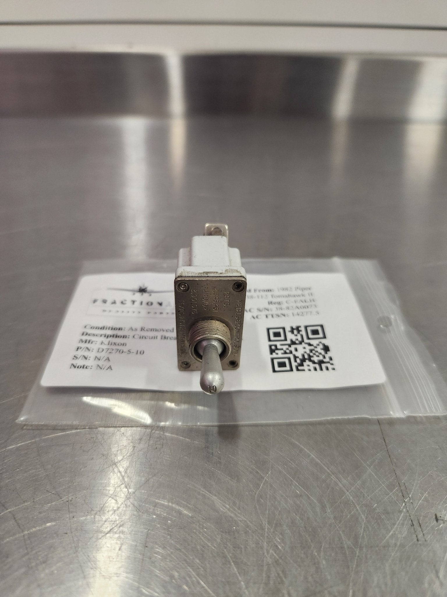 D7270 - 5 - 10 Klixon Circuit Breaker Toggle Switch | FractionAIR Parts - Aircraft Parts & Accessories