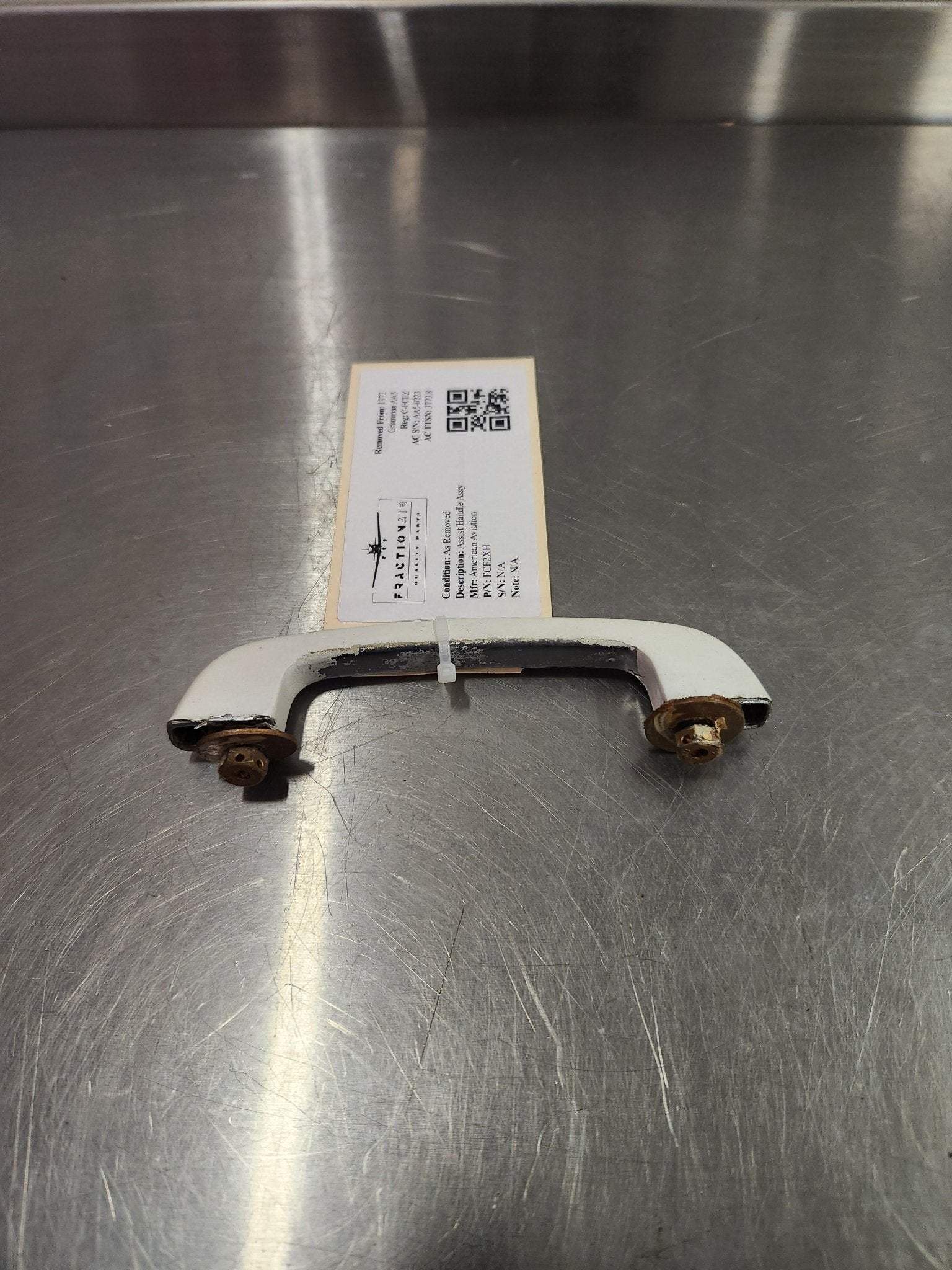 FCF2XH American Aviation Assist Handle Assy | FractionAIR Parts - Aircraft Parts & Accessories