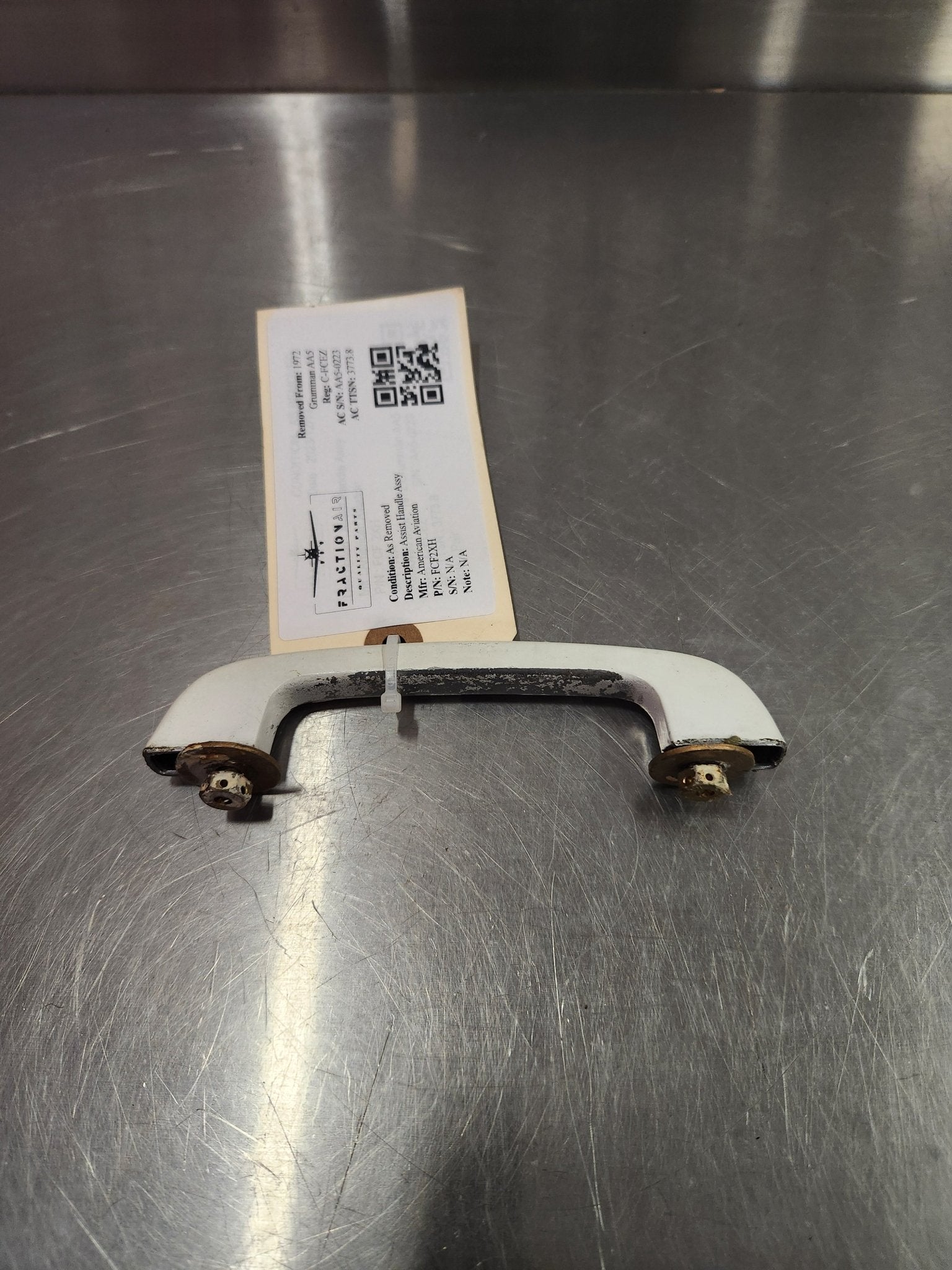 FCF2XH American Aviation Assist Handle Assy | FractionAIR Parts - Aircraft Parts & Accessories
