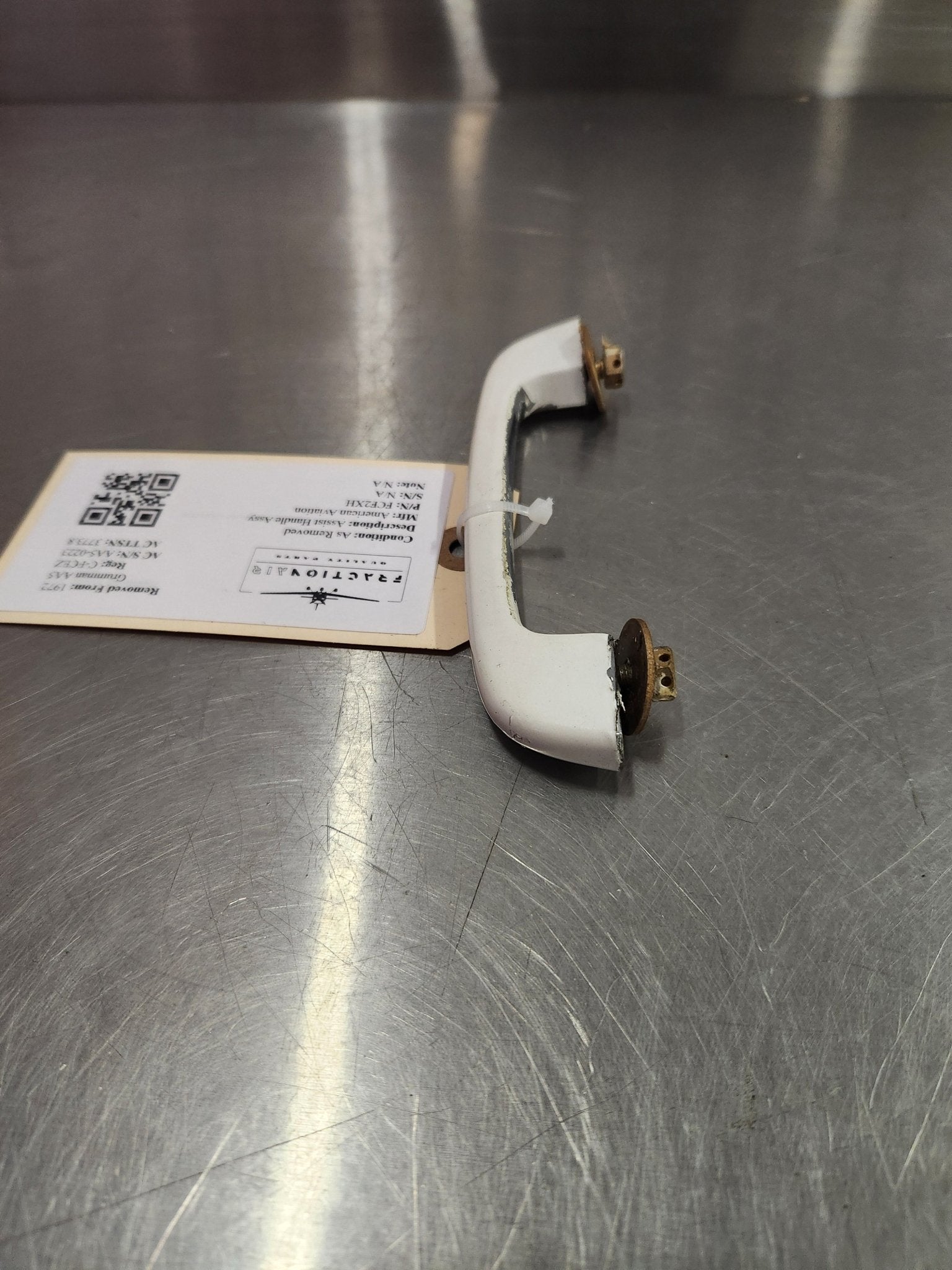 FCF2XH American Aviation Assist Handle Assy | FractionAIR Parts - Aircraft Parts & Accessories